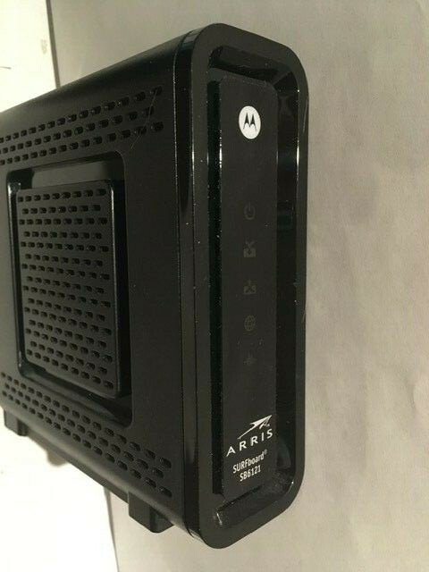 ARRIS SURFboard SB6121 DOCSIS 3.0 Cable Modem 4×4 Motorola with power and cable