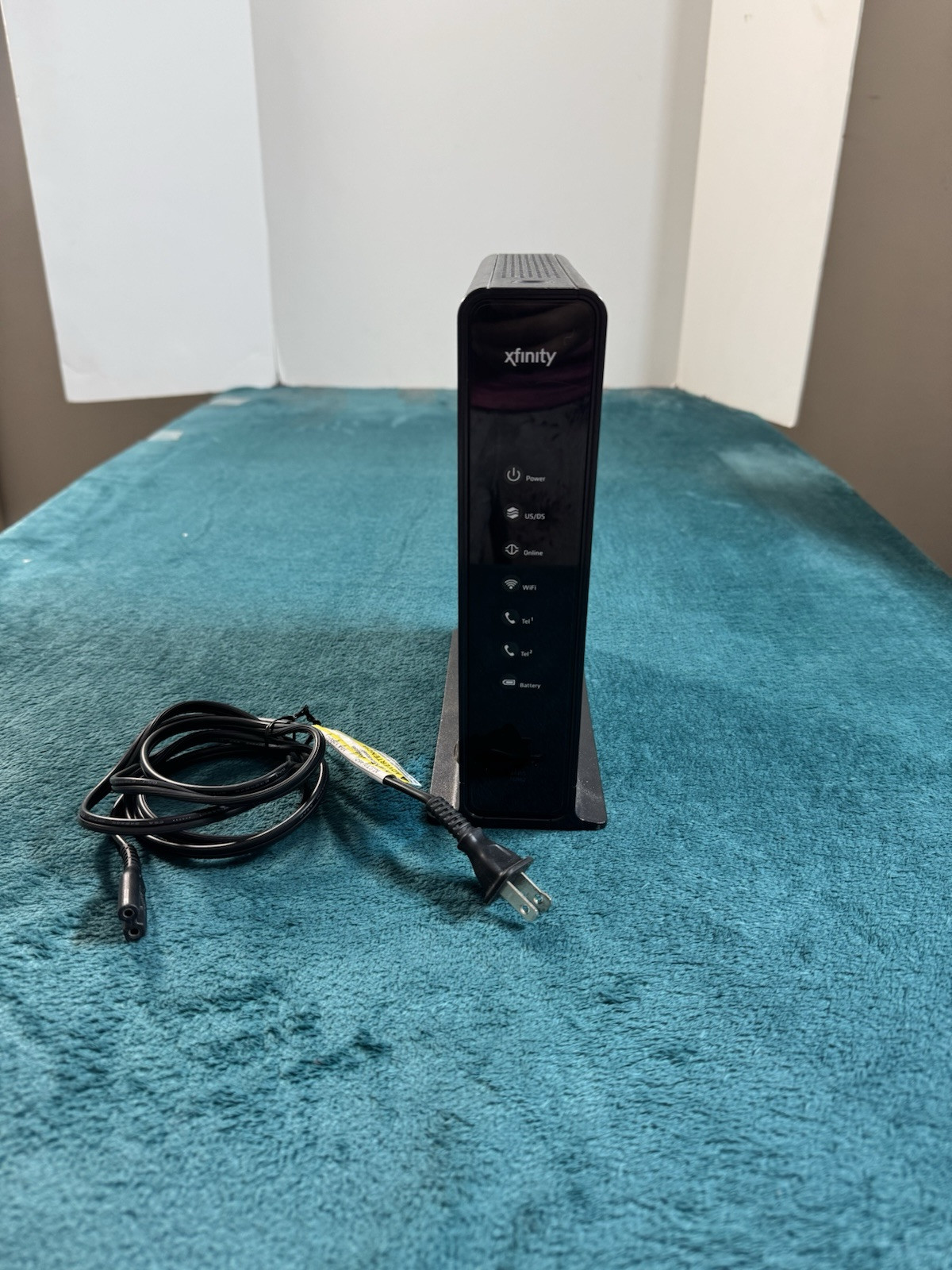 Comcast/Xfinity ARRIS TG862G/CT Residential Gateway & Router Wireless Modem