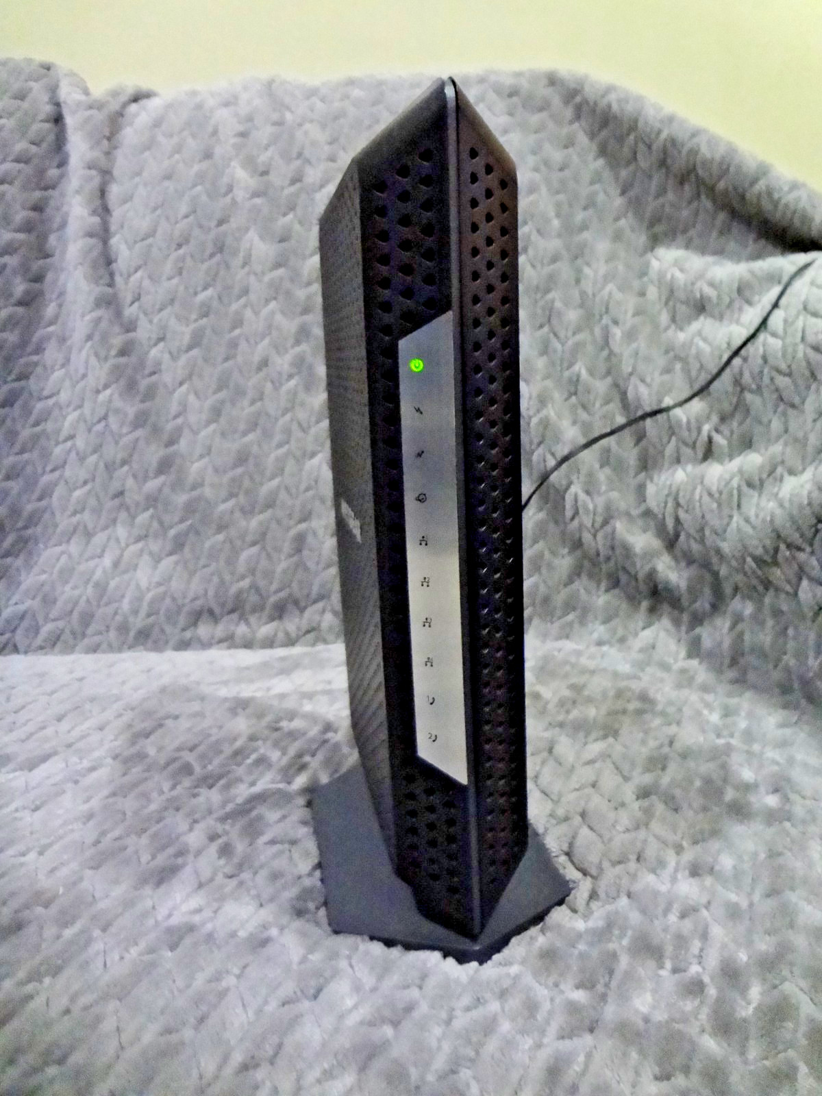 NETGEAR CM1150V Nighthawk Multi-Gig Speed Cable Modem for XFINITY Voice