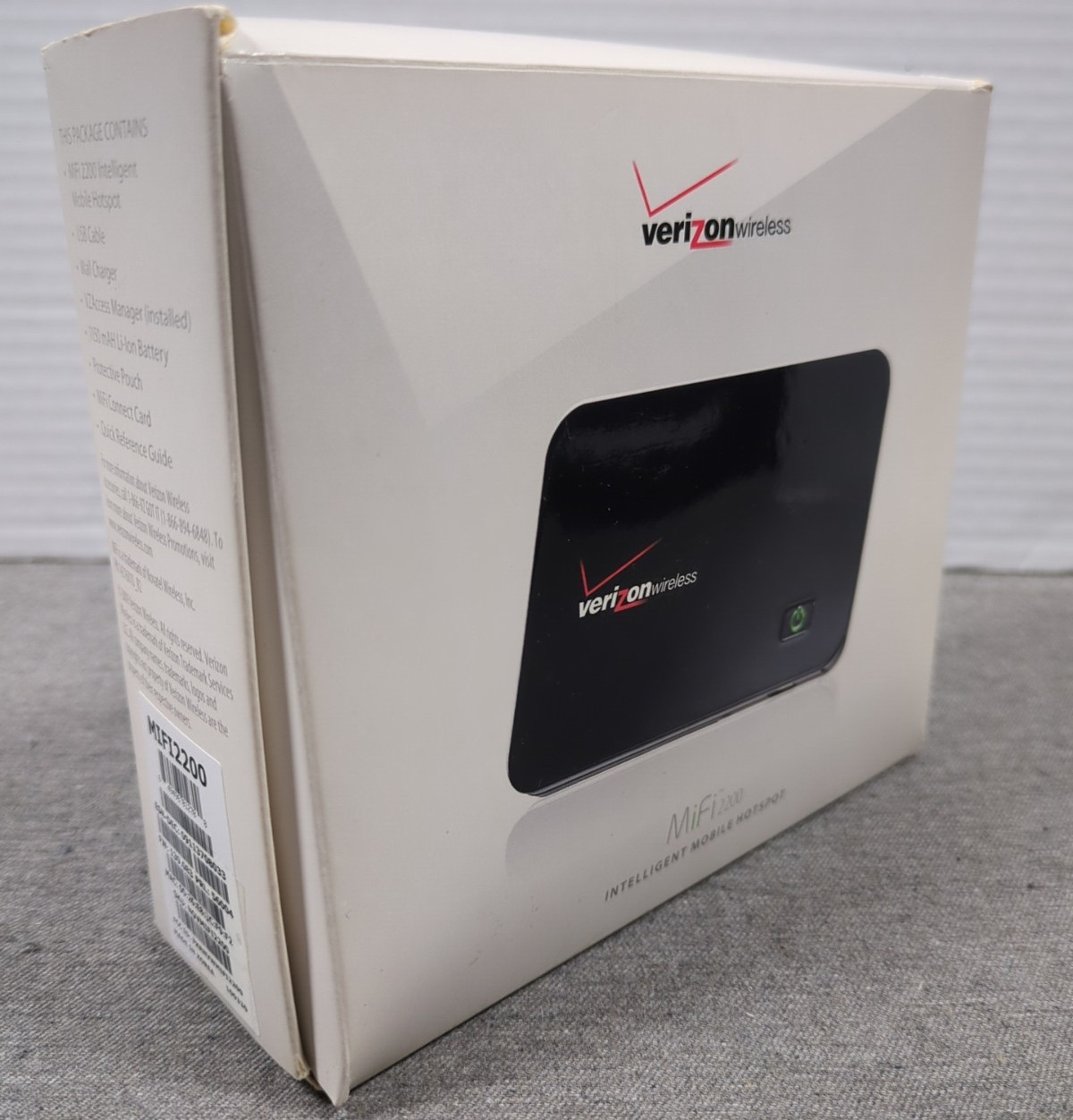 Verizon Wireless MiFi 2200 3G WiFi Hotspot Charger & Case Included Needs battery