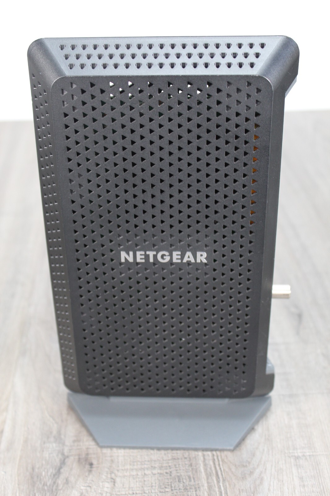 NETGEAR CM1150V Nighthawk Multi-Gig Speed Cable Modem for XFINITY Voice Used