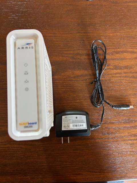 ARRIS SB8200 Cable Modem Fast DOCSIS 3.1 32×8 Gigabit Cable Modem