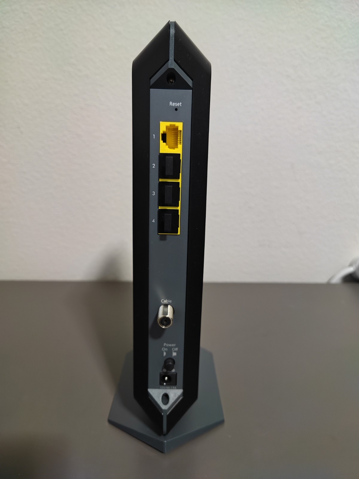 NETGEAR Nighthawk CM1200 DOCSIS 3.1 Multi-Gig Speed Cable Modem Xfinity