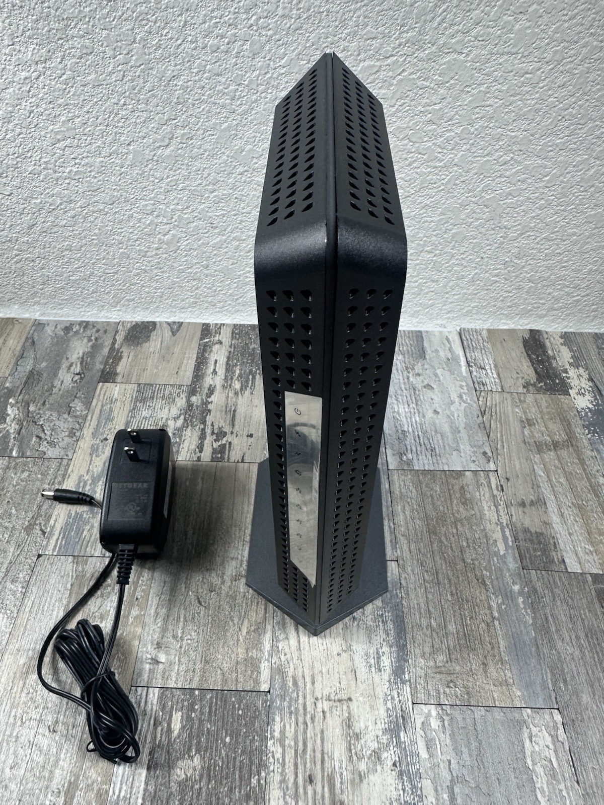 NETGEAR CM1150V Nighthawk Cable Modem for Comcast XFINITY Voice Tested Works