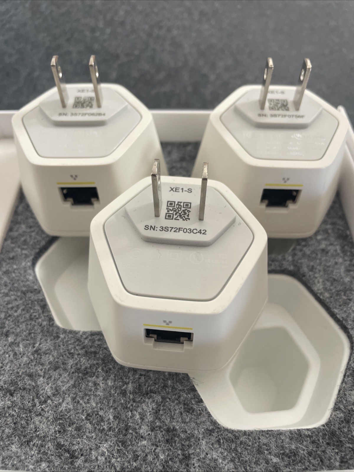 3-Pack Xfinity xFi Pods Gen 1 XE1-S Mesh WiFi Range Extender Pods – TESTED