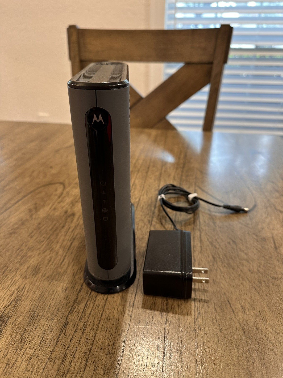 Motorola MB7621-10 1000 Mbps Modem
