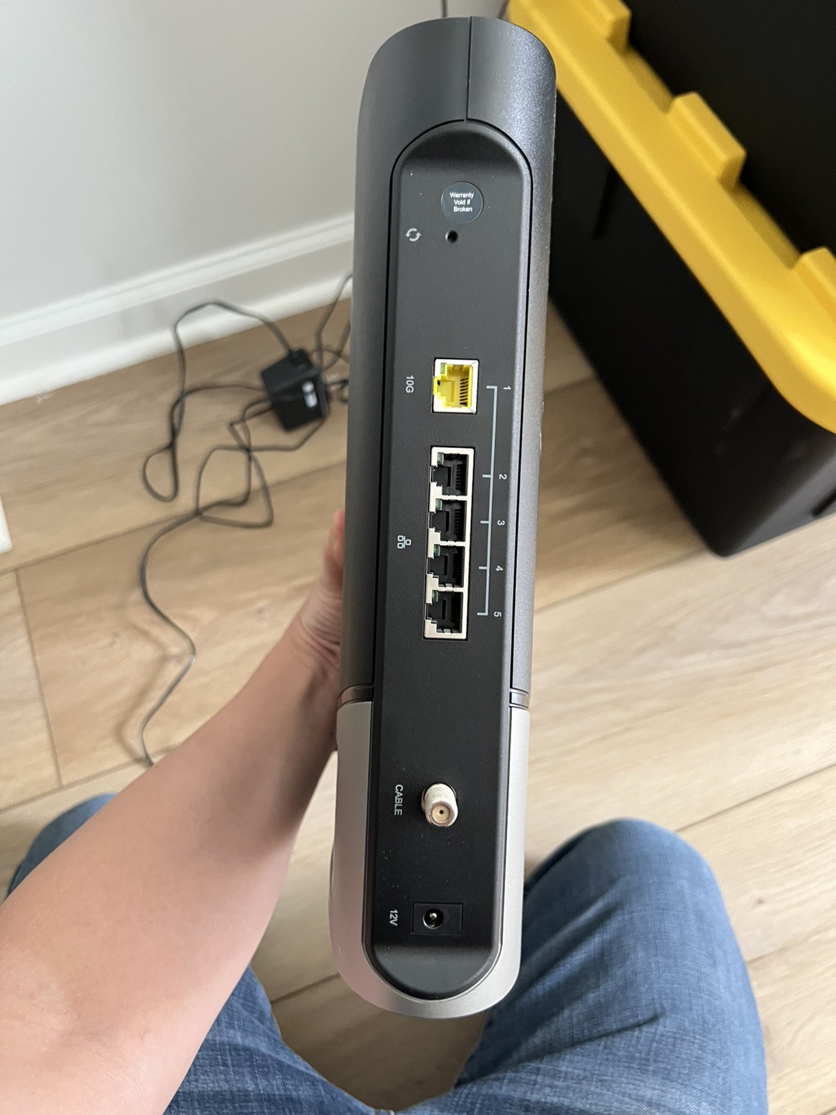 Arris SURFboard G54 BE18000 WiFi 7 & DOCSIS 3.1 Cable Modem/Router Combo