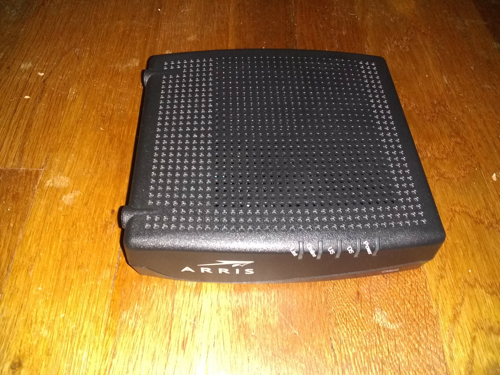 ARRIS CM820A Cable Modem DOCSIS 3.0 With Box and Power Cable