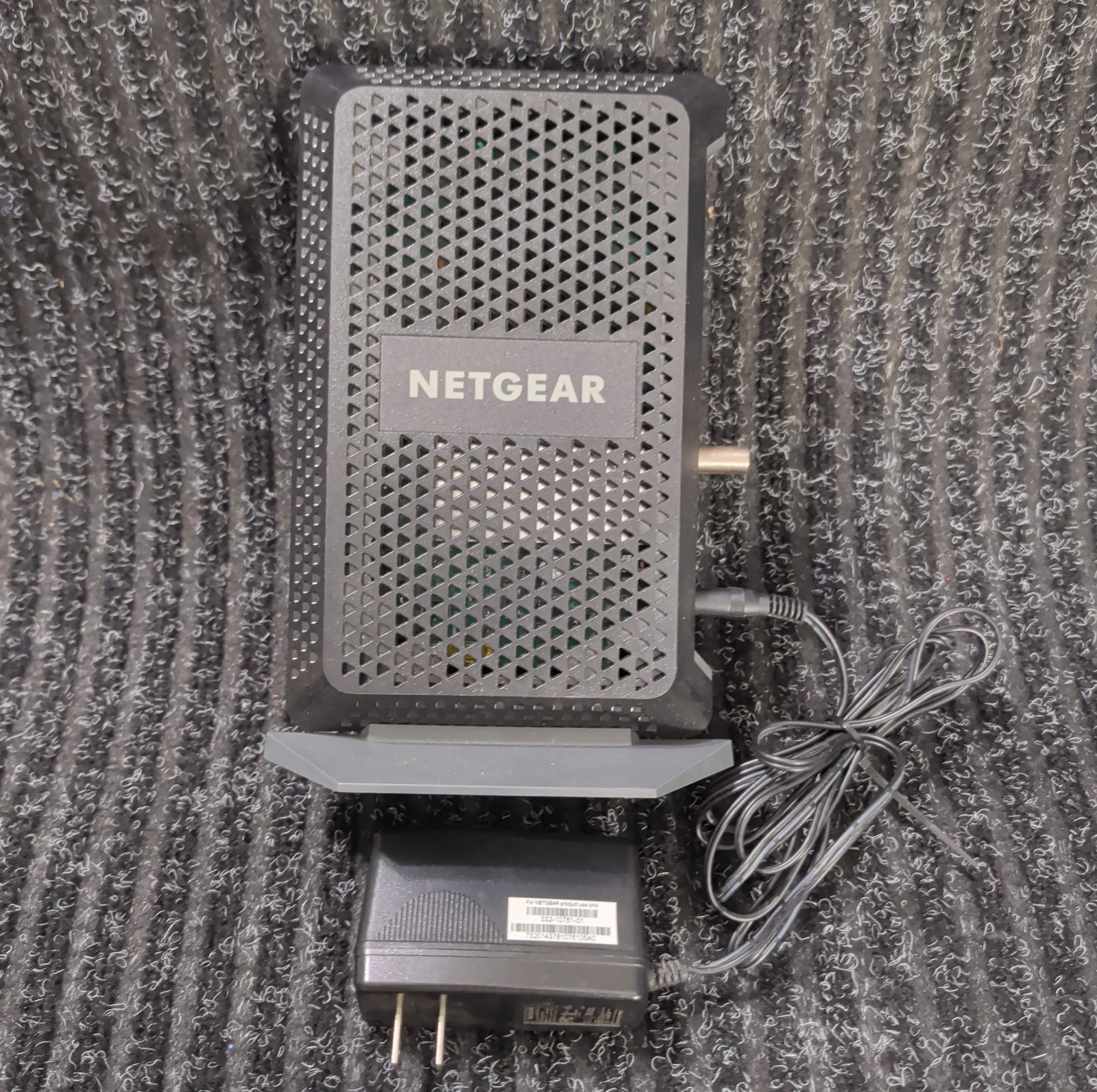 NETGEAR CM1000V2 Nighthawk DOCSIS 3.1 Cable Modem with Power Cord