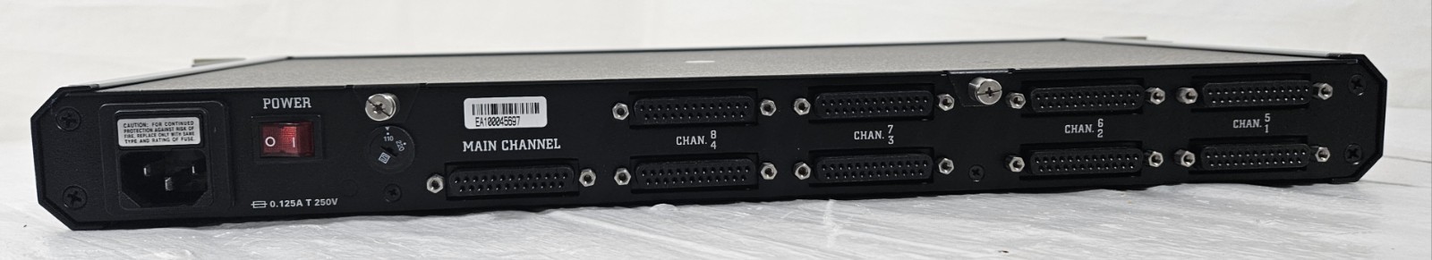Black Box PSD-8 TL305A Programmable Sharing Device 8-Port – Rack mount.