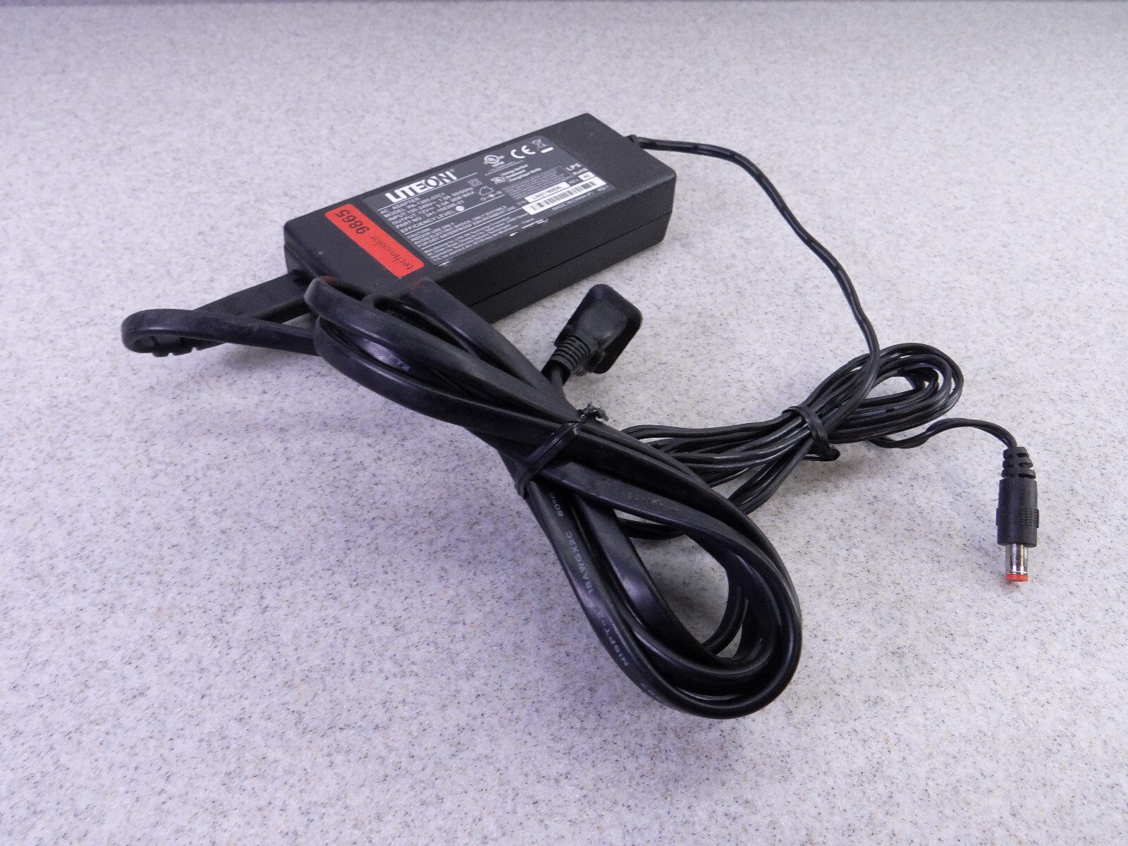 LITEON AC ADAPTER / POWER SUPPLY – MODEL PA-1360-07C1 – 100-240V TO 12V