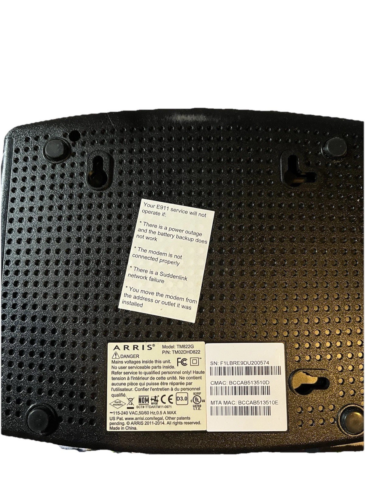 ( 1 ) Arris TM822 Touchstone Docsis 3.0 8 x 4 Ultra High Speed Telephony Modem