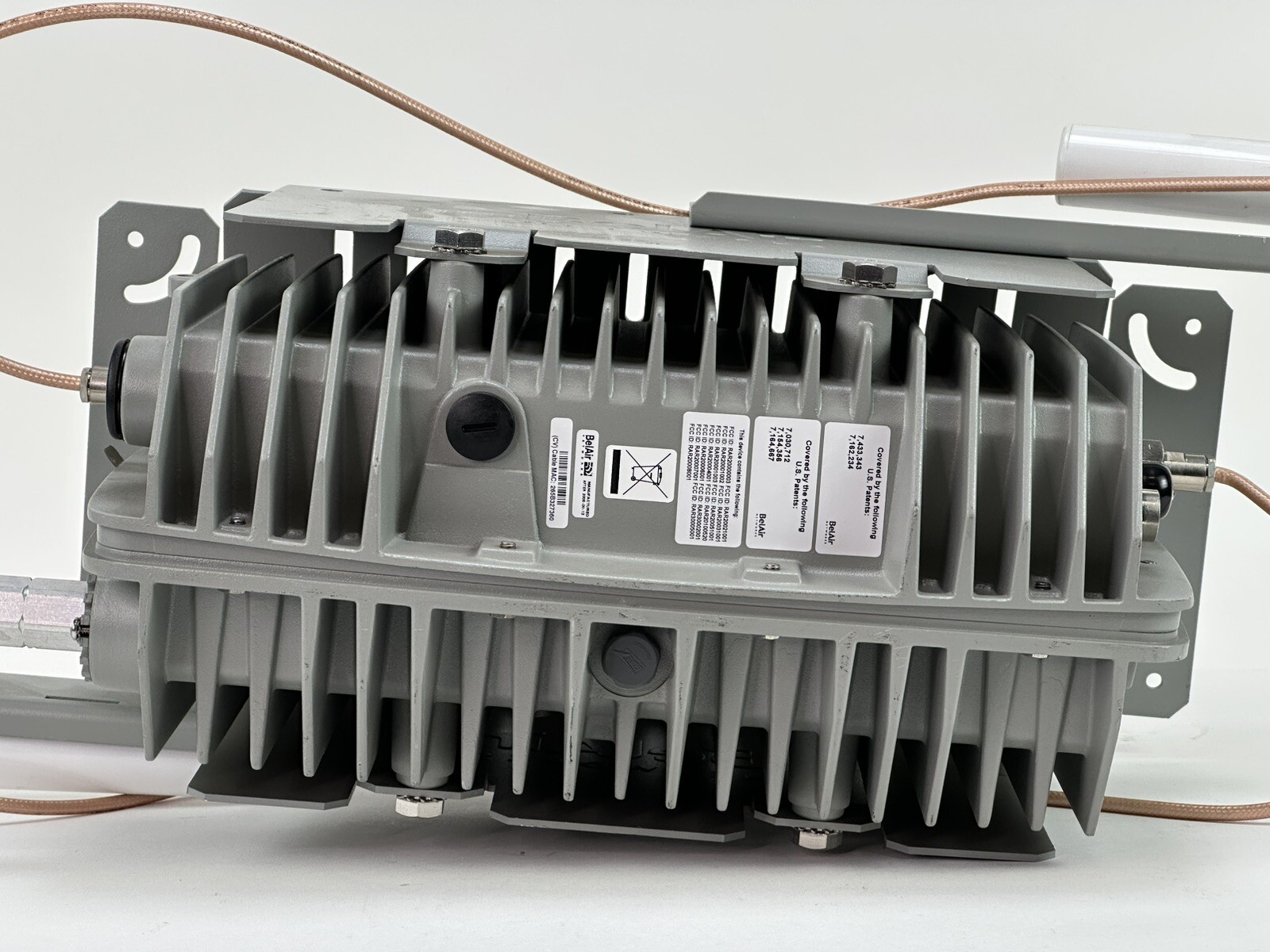 BelAir Strand-Mounted Wireless Multi-service Node BelAir100S BELAJ2629