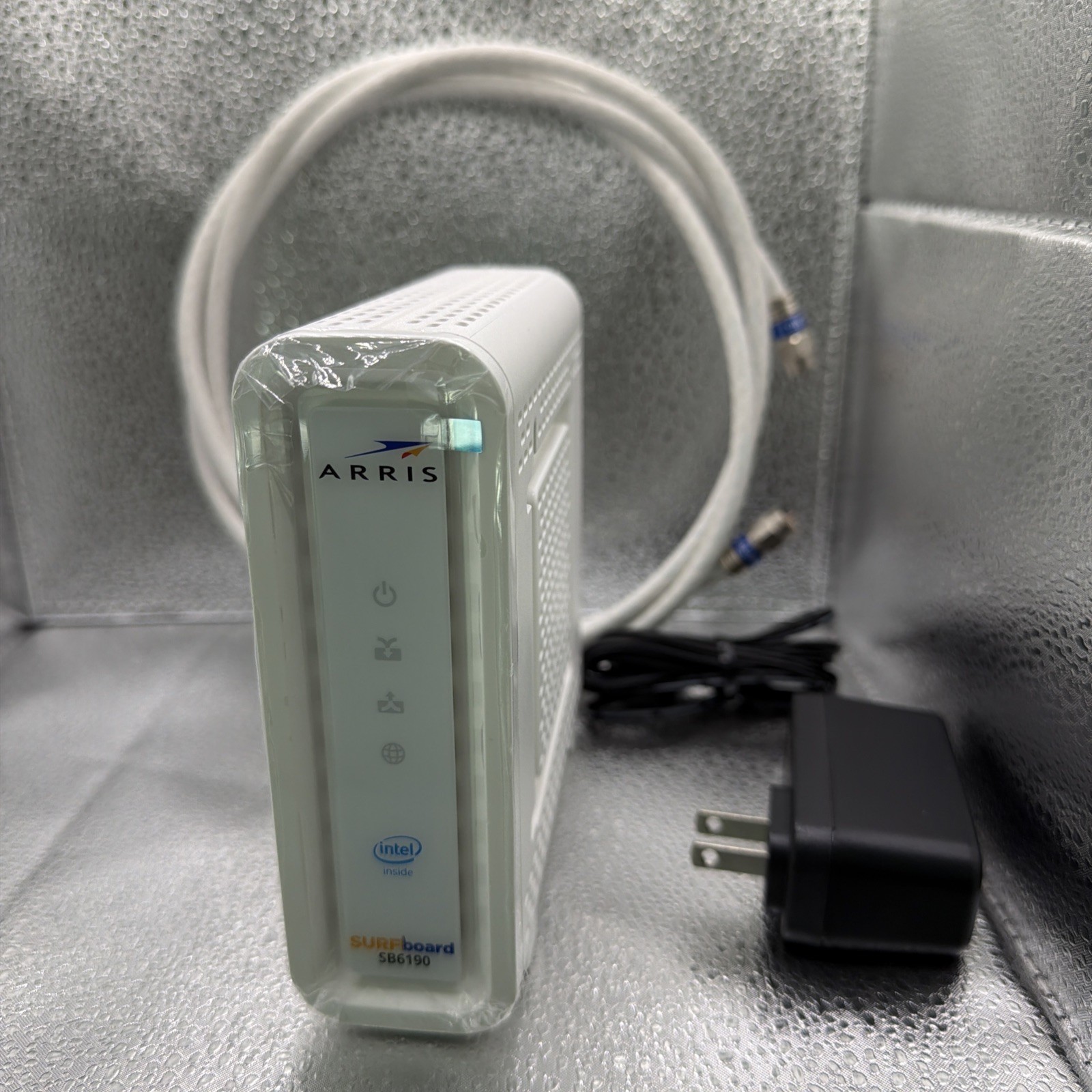 ARRIS SURFboard SB6190 DOCSIS 3.0 With Adapter And Co Axial Cable White