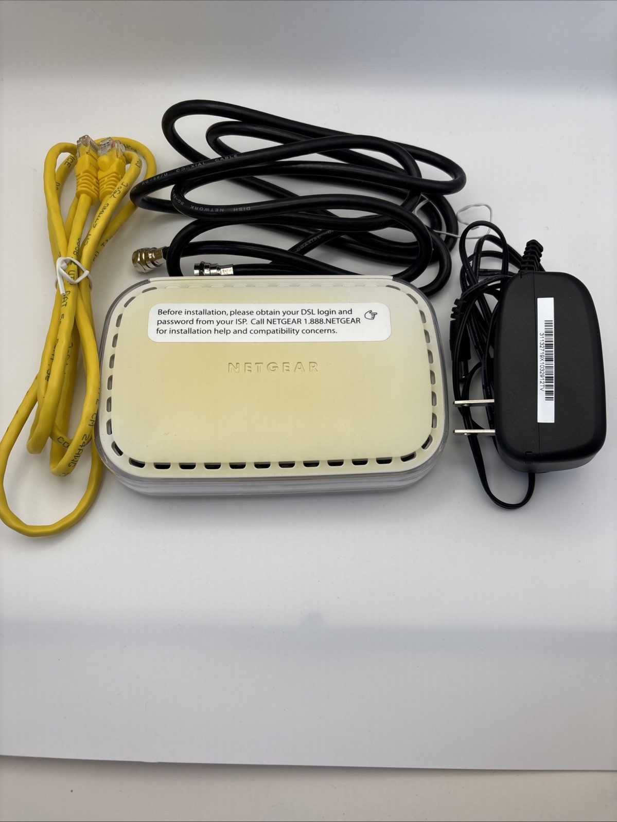 Netgear DM111PSP Broadband ADSL2+ Modem. All Cables Included. Read Description.