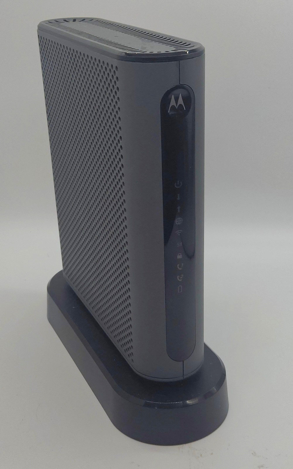Motorola MT7711 Dual Band AC1900 Cable Modem and Wi-Fi Gigabit Router