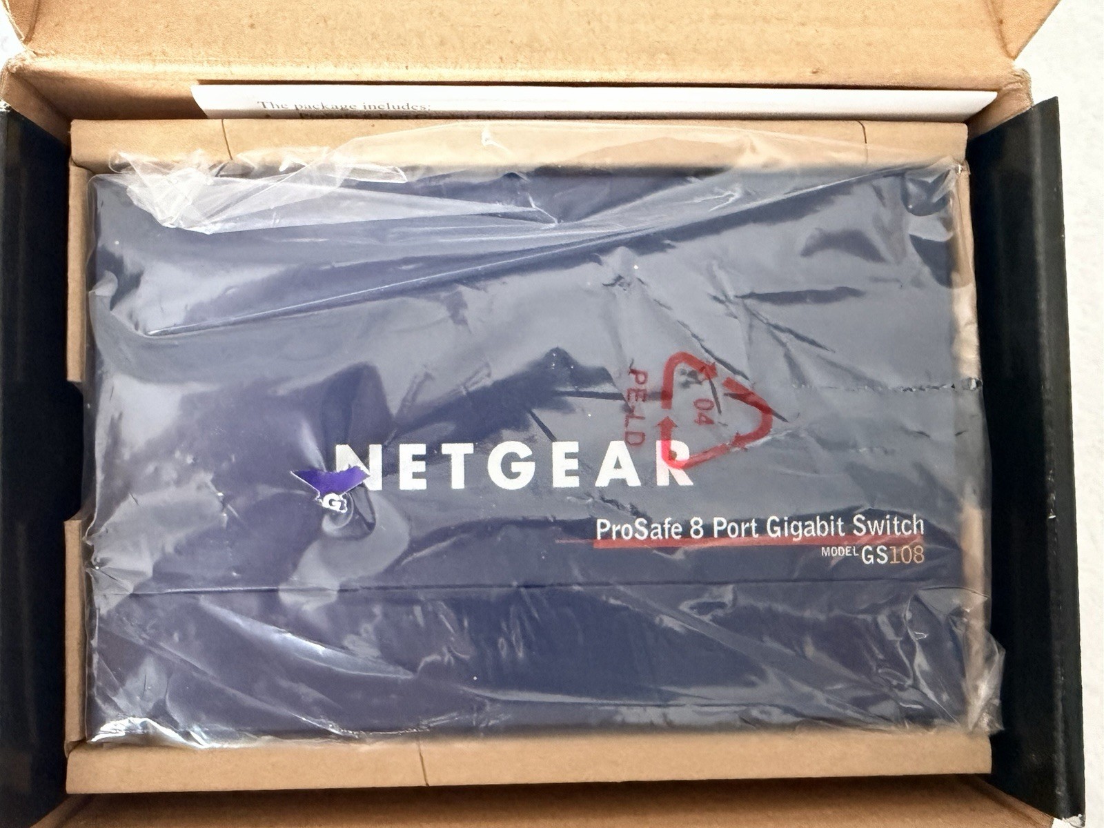 Netgear Prosafe 8 Port Gigabit Switch GS108 10/100/1000 Mbps New Open Box
