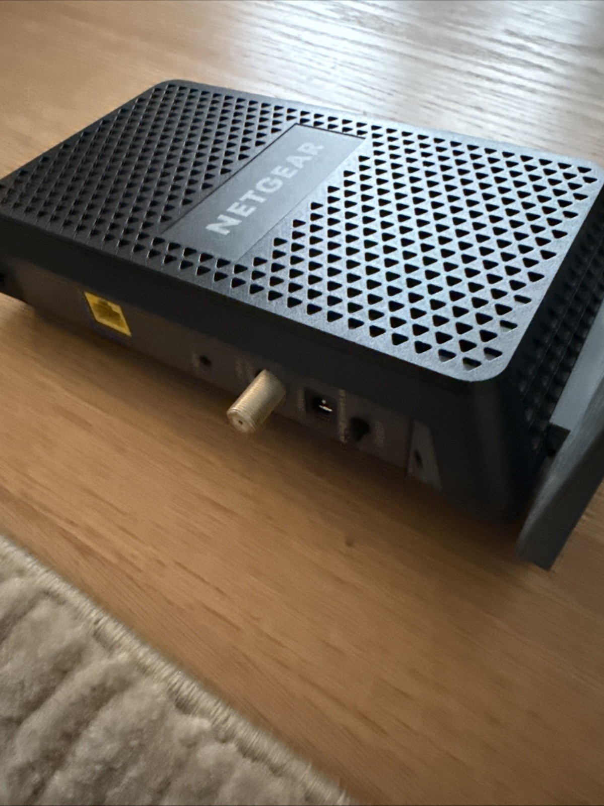 NETGEAR CM600 Cable Modem 960Mbps DOCSIS 3.0, NO POWER CABLE