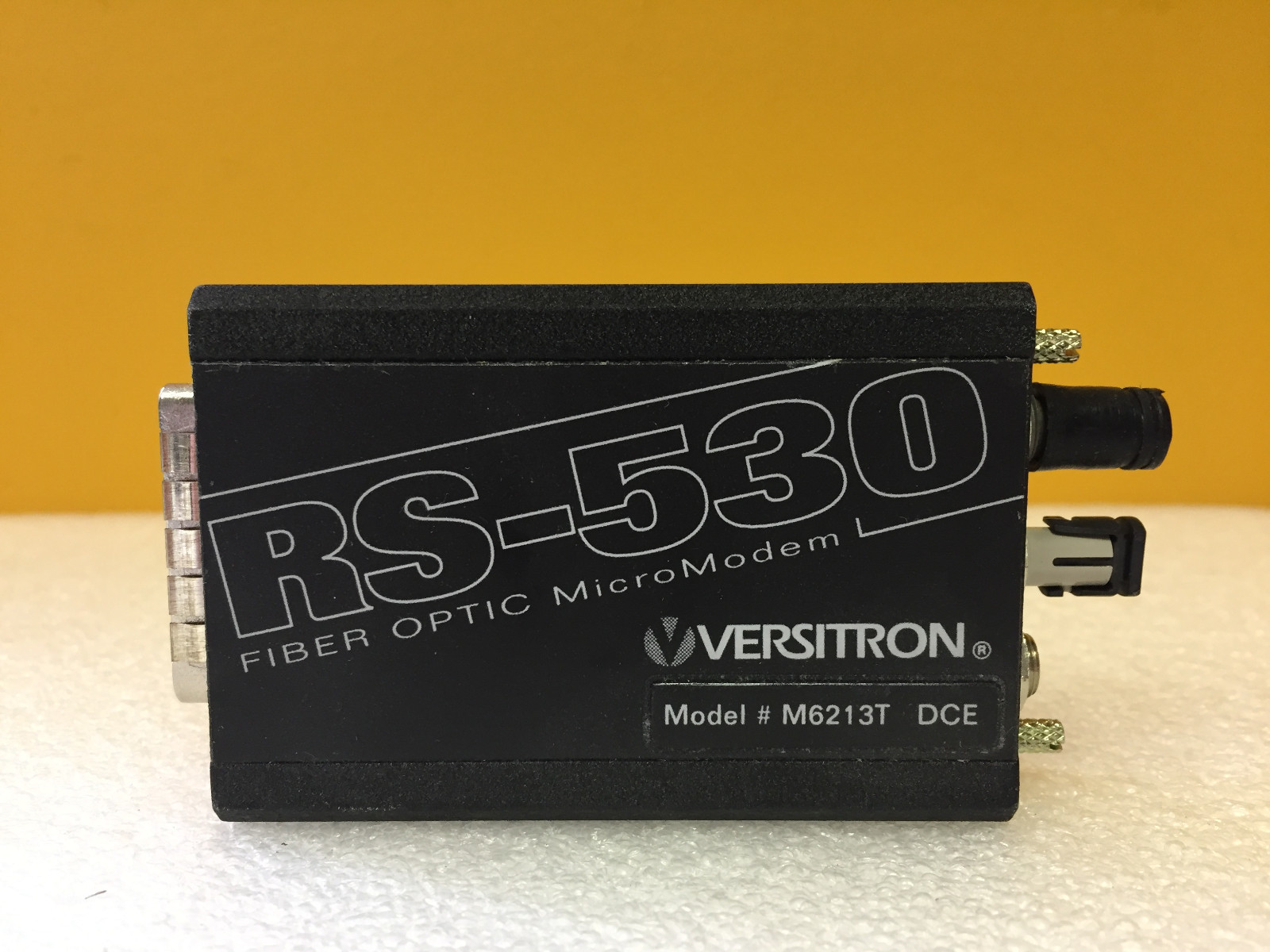 Versitron RS-530 M6213T-DCE 64K, 2 kM Disance, Fiber Optic Micro Modem. Tested!
