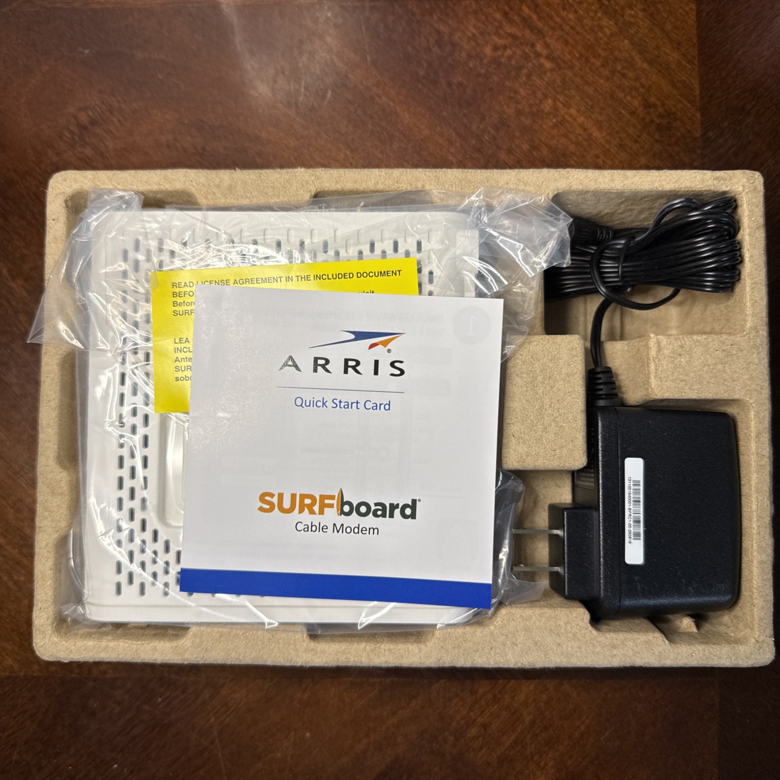 ARRIS SURFboard SB8200 DOCSIS 3.1 MultiGig Cable Modem New/Open Box