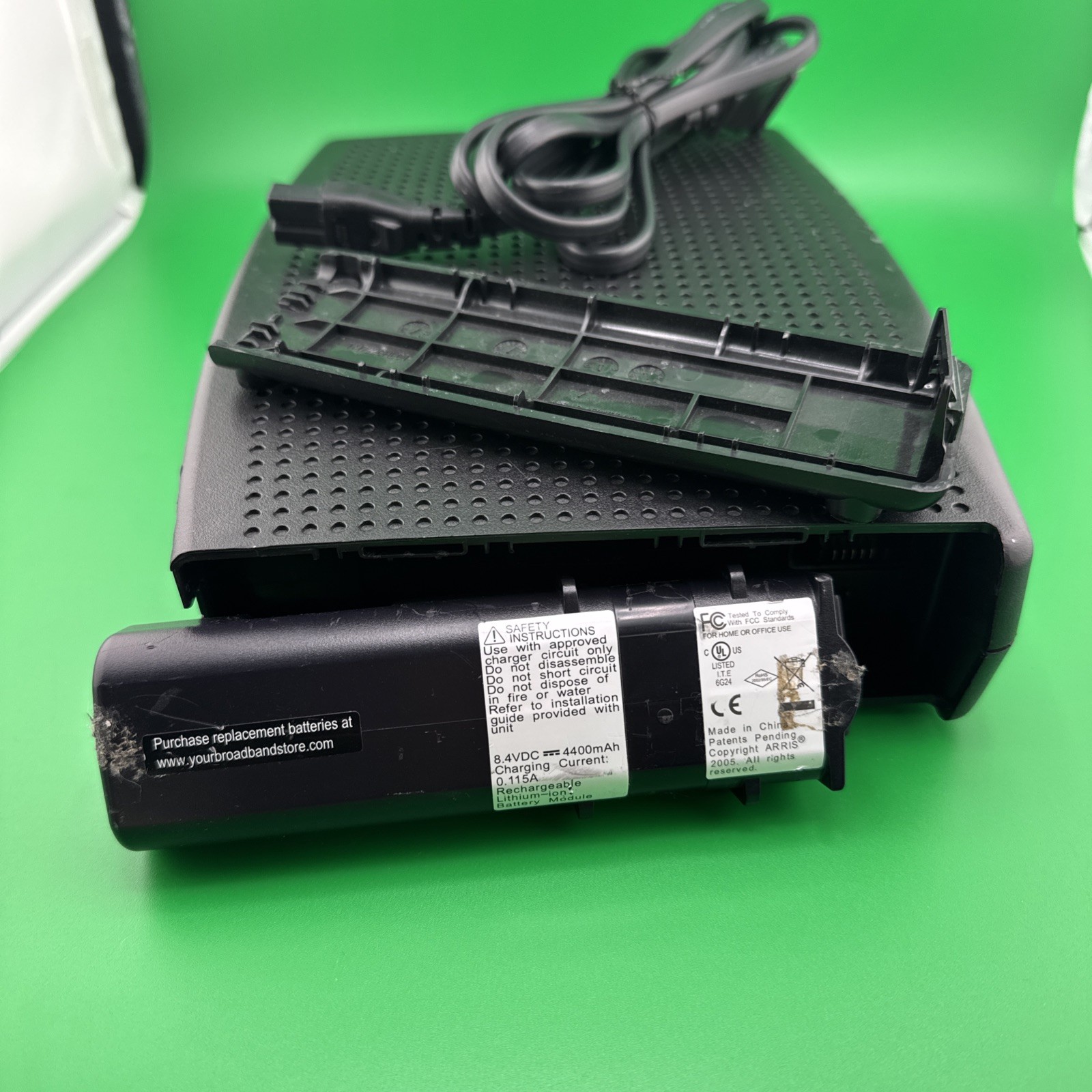 Arris TM722G/CT Touchstone Telephony Cable Modem DOCSIS 3.0 with used battery