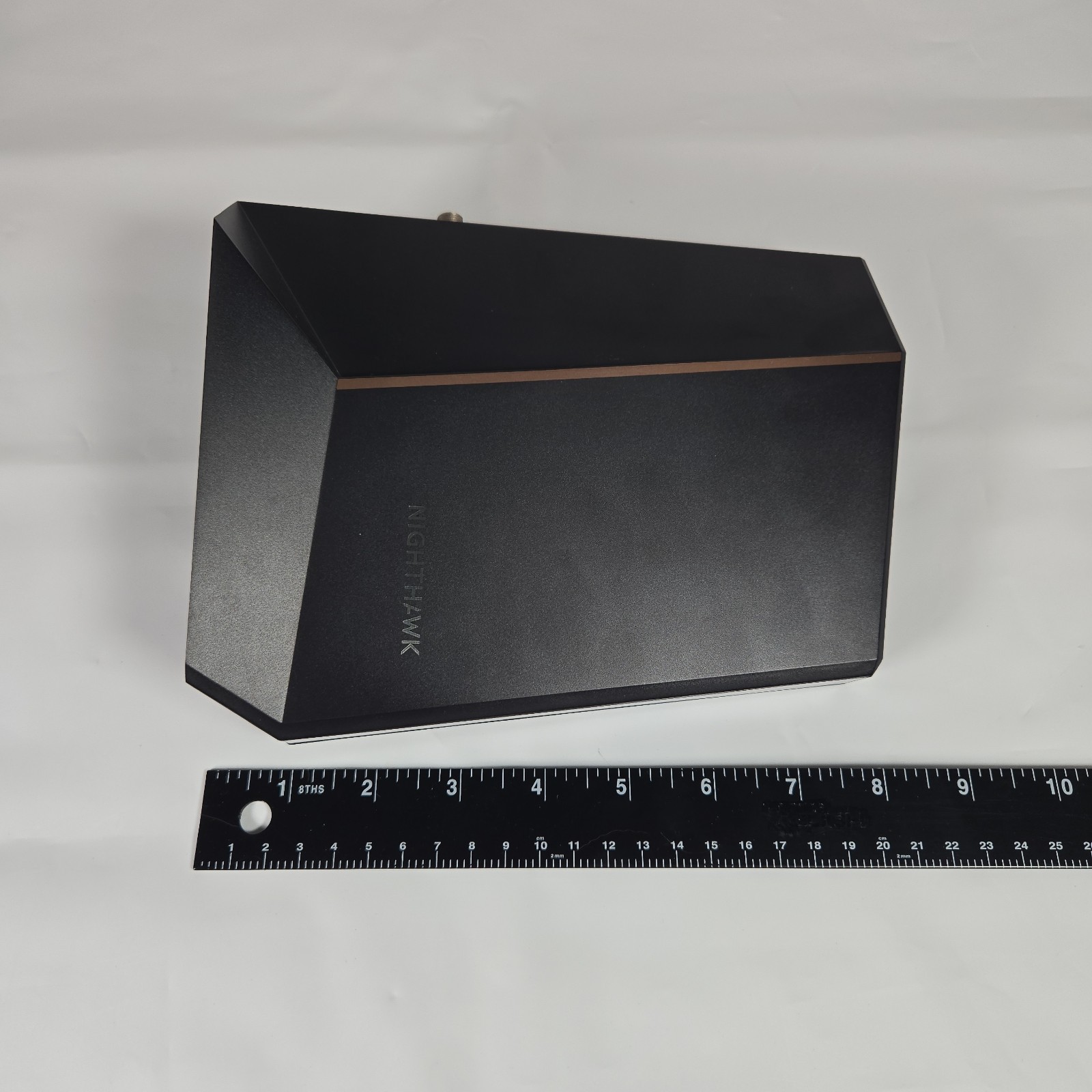 NETGEAR Nighthawk CM2000 DOCSIS 3.1 Cable Modem 2.5Gbps w/ Coax & Ethernet Cable