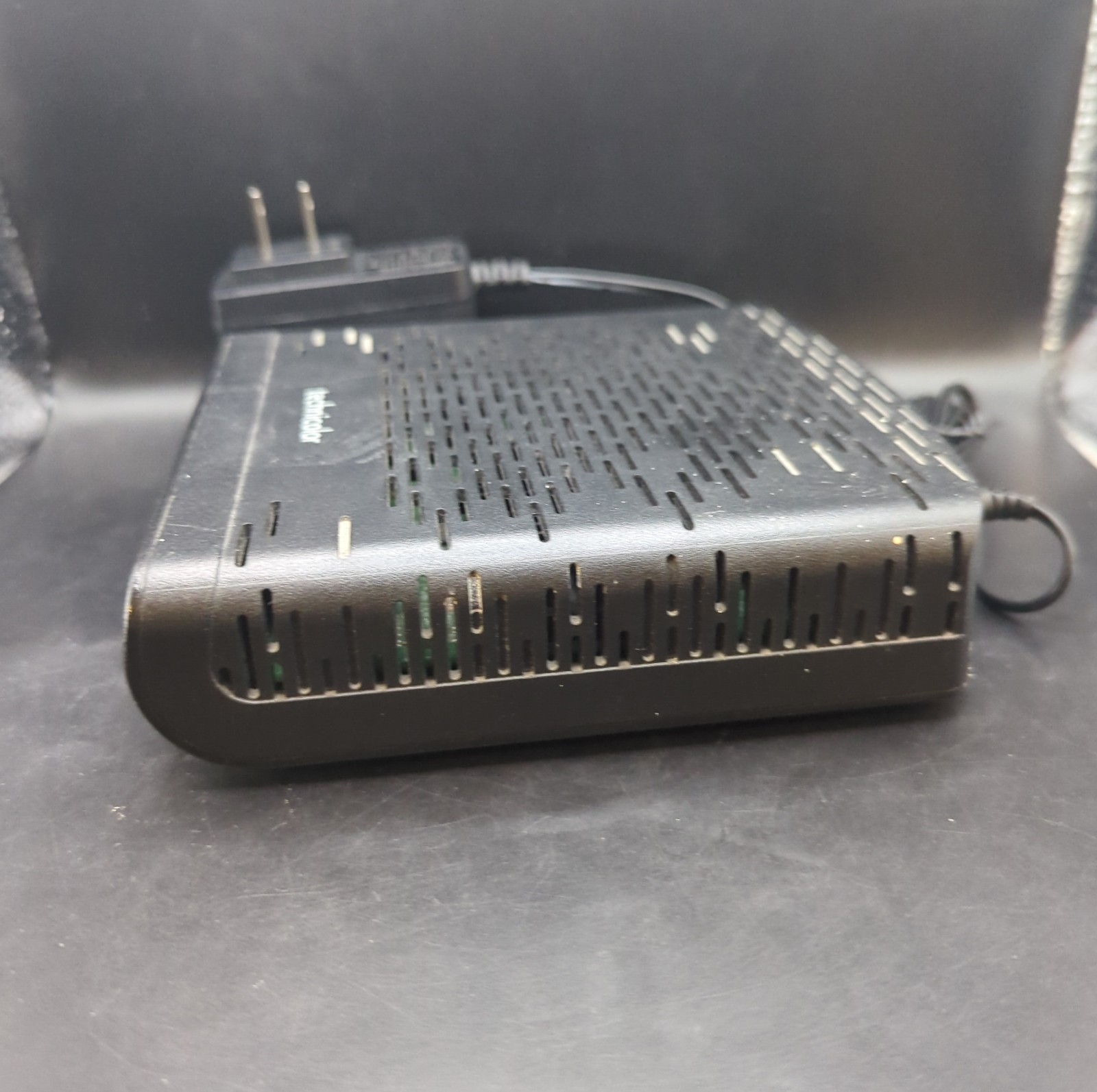 Technicolor TC4300.E DOCSIS 3.0 Cable Modem w/ Power Adapter & Ethernet