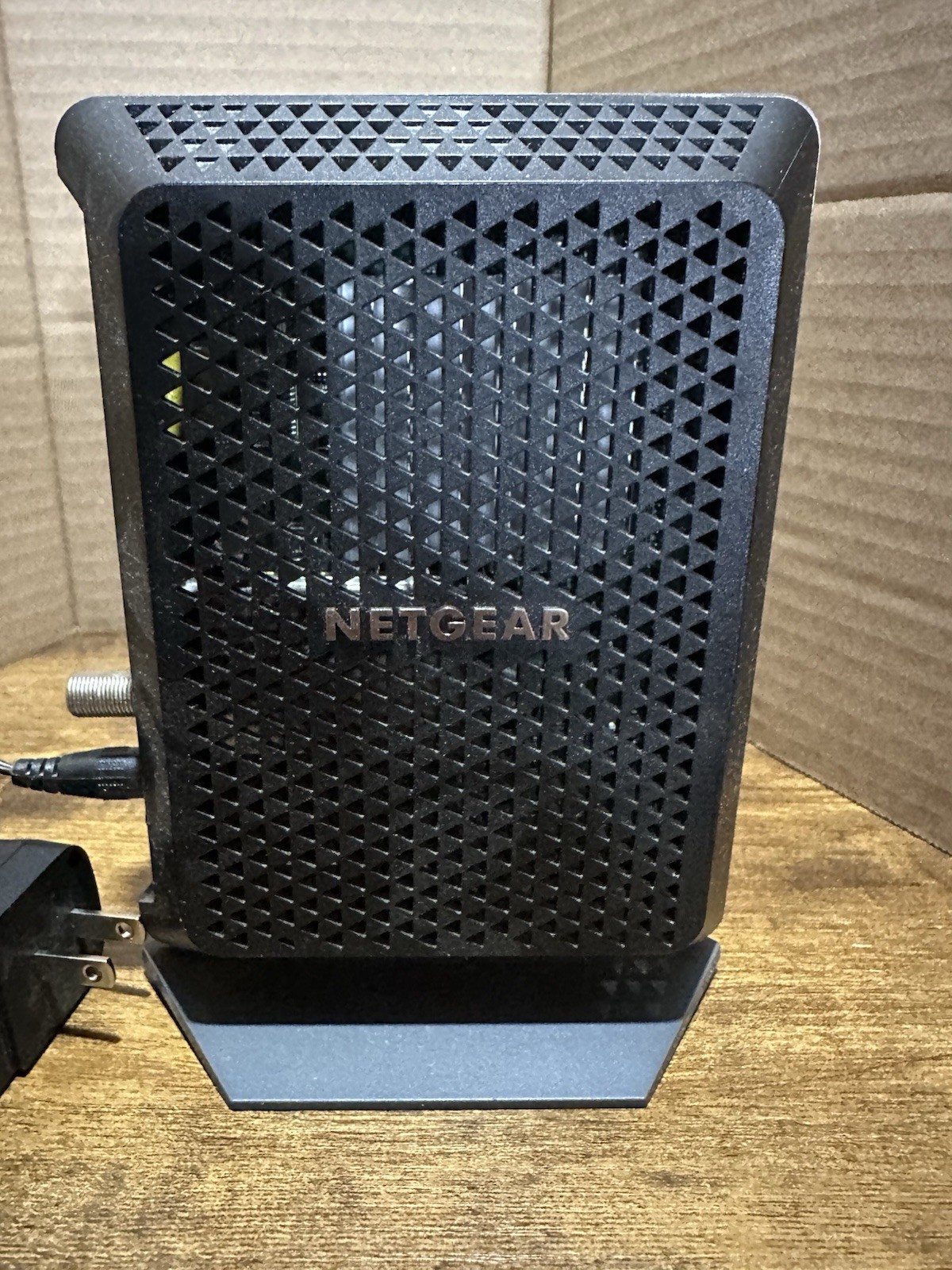 NETGEAR CM700 DOCSIS 3.0 Cable Modem 1.4gbps