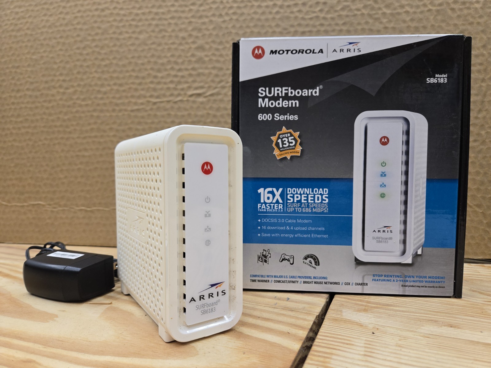 Arris Surfboard SB6183 Cable Modem DOCSIS 3.0 White – Xfinity Spectrum Cox