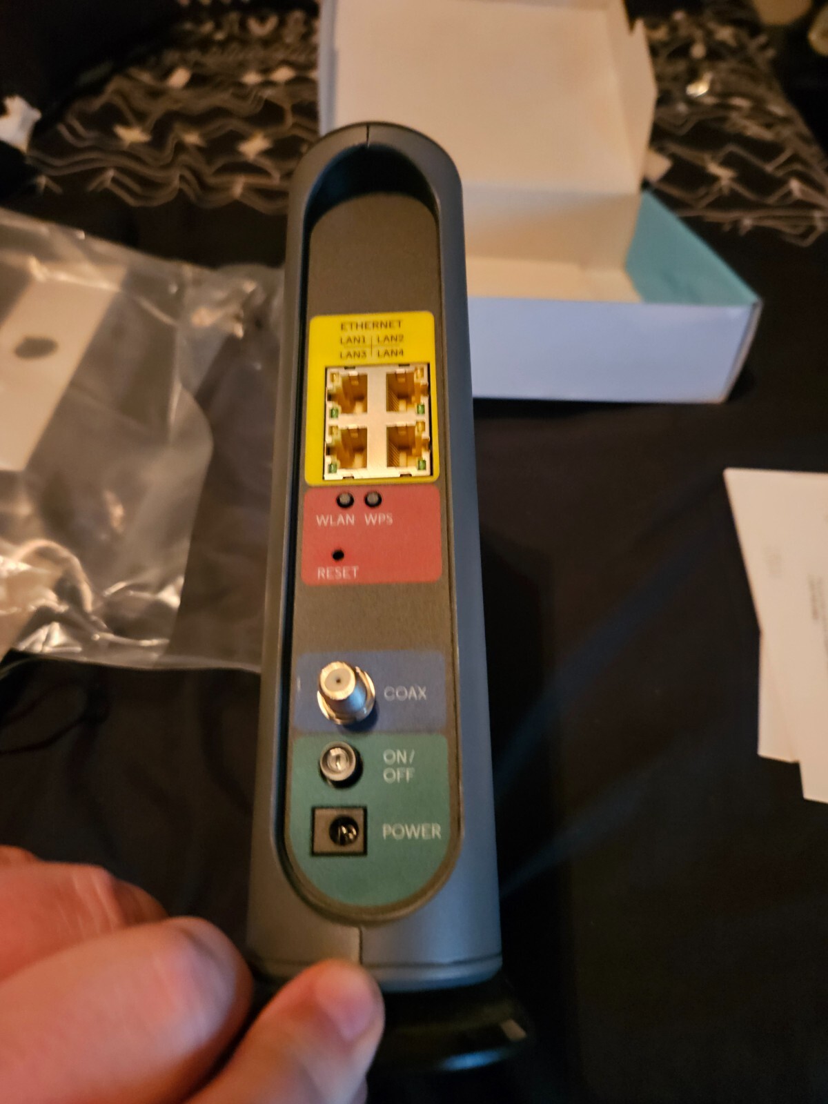 Motorola MG7550 16×4 DOCSIS 3.0 Cable Modem Plus AC1900 WiFi Router NEW OPEN BOX