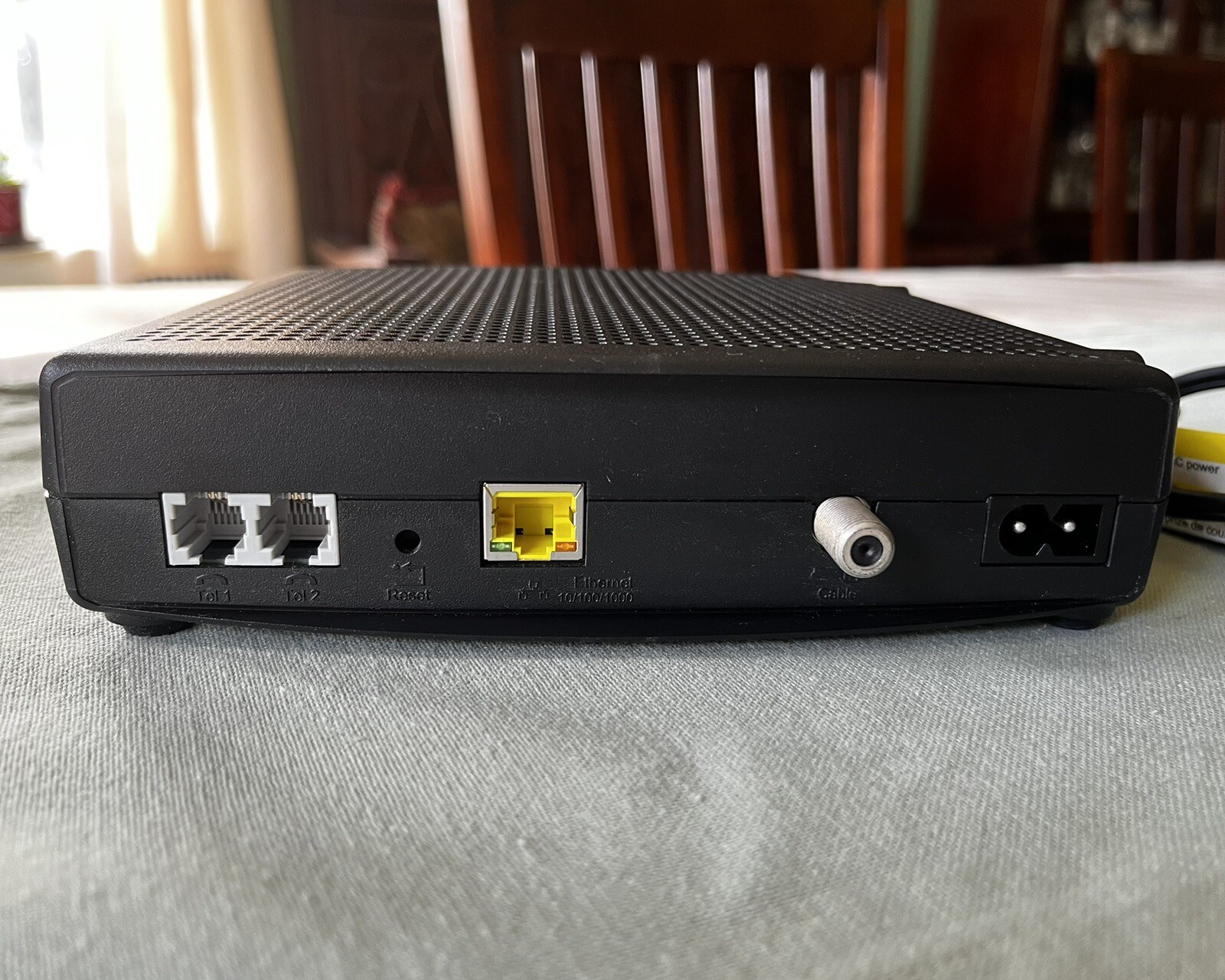 Arris Touchstone TM1602A DOCSIS 3.0 Upgradeable 16×4 Telephony Modem