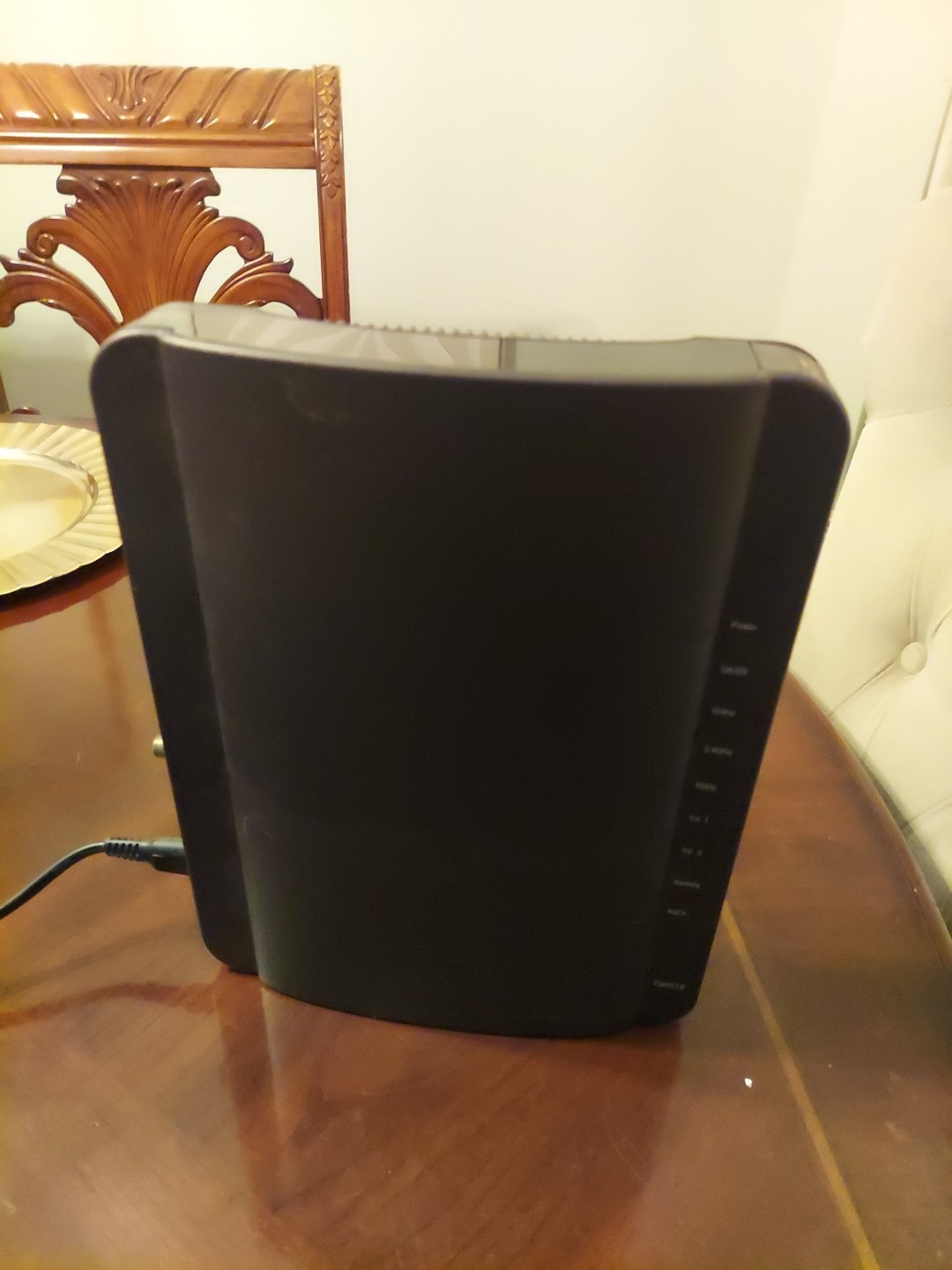 Arris TG1672G Touchstone Telephony Gateway WIFI (2.5GHz – 5.0GHz) 4 Port Modem