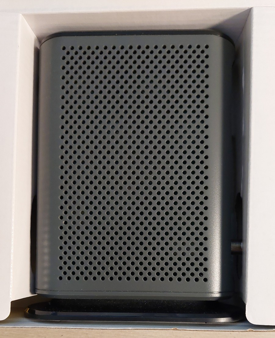 Motorola MB742010 686mbps DOCSIS 3.0 Cable Modem