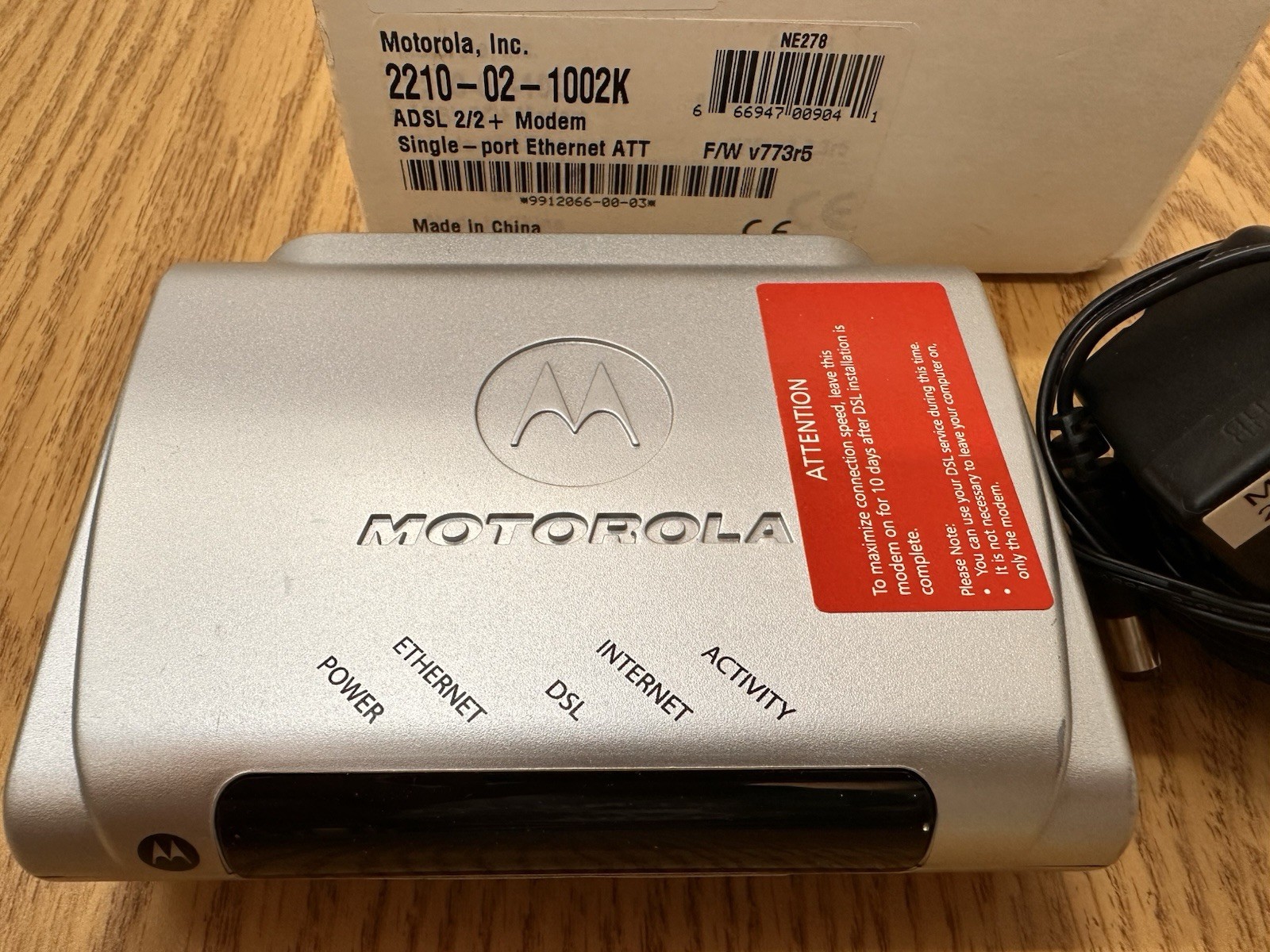 MOTOROLA DSL Modem Style: MSTATEA Model # 2210-02-1022.