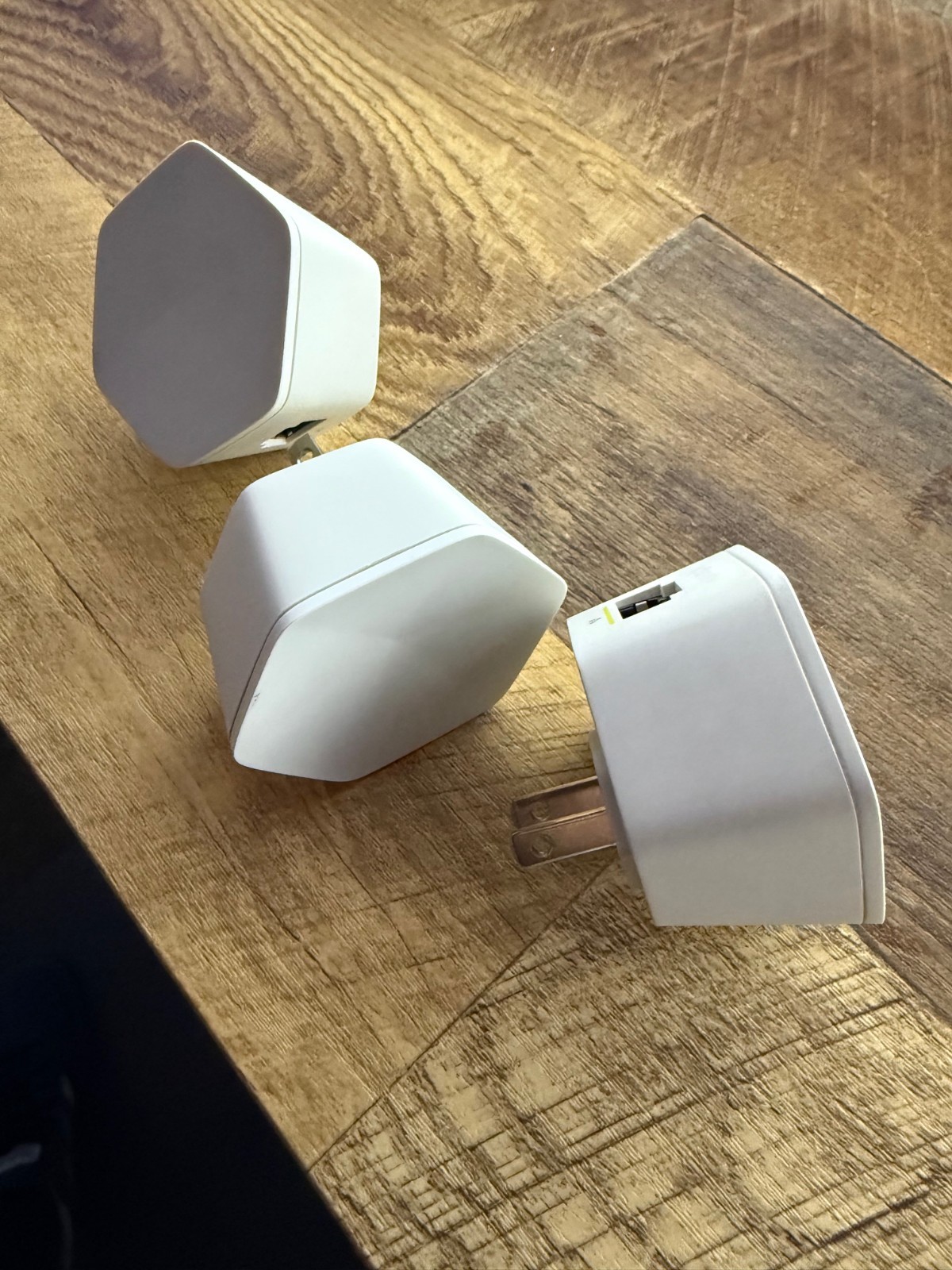Xfinity XFI Pods Wifi Network Range Extender – White, Pack of 3, used