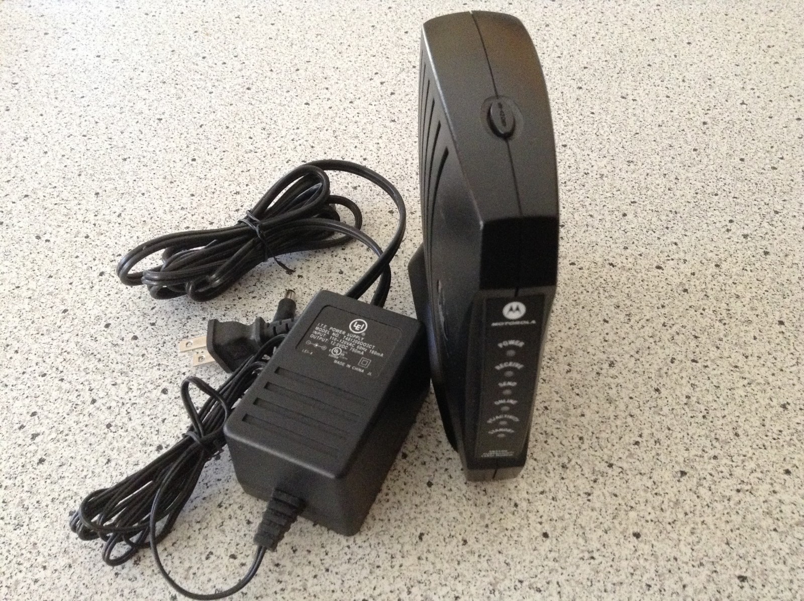 MOTOROLA SB5100 – 500887-025-00 CABLE MODEM