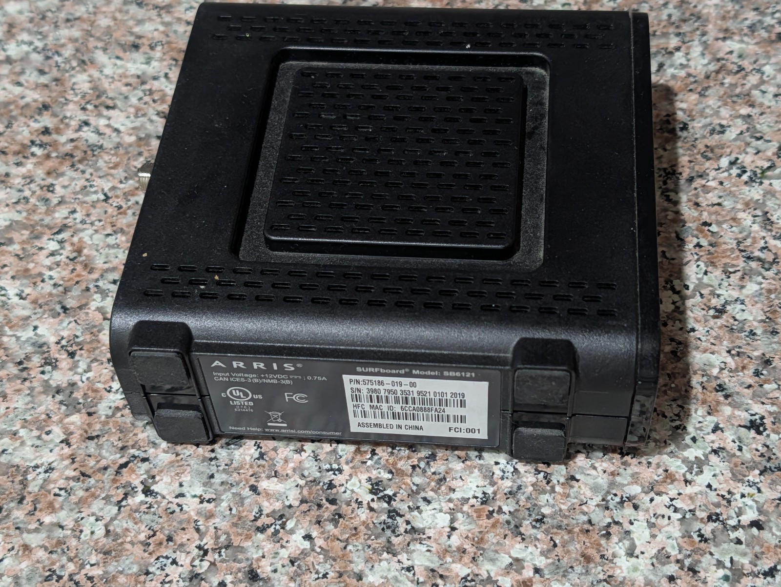 Arris SURFboard SB6121 DOCSIS 3.0 Cable Modem