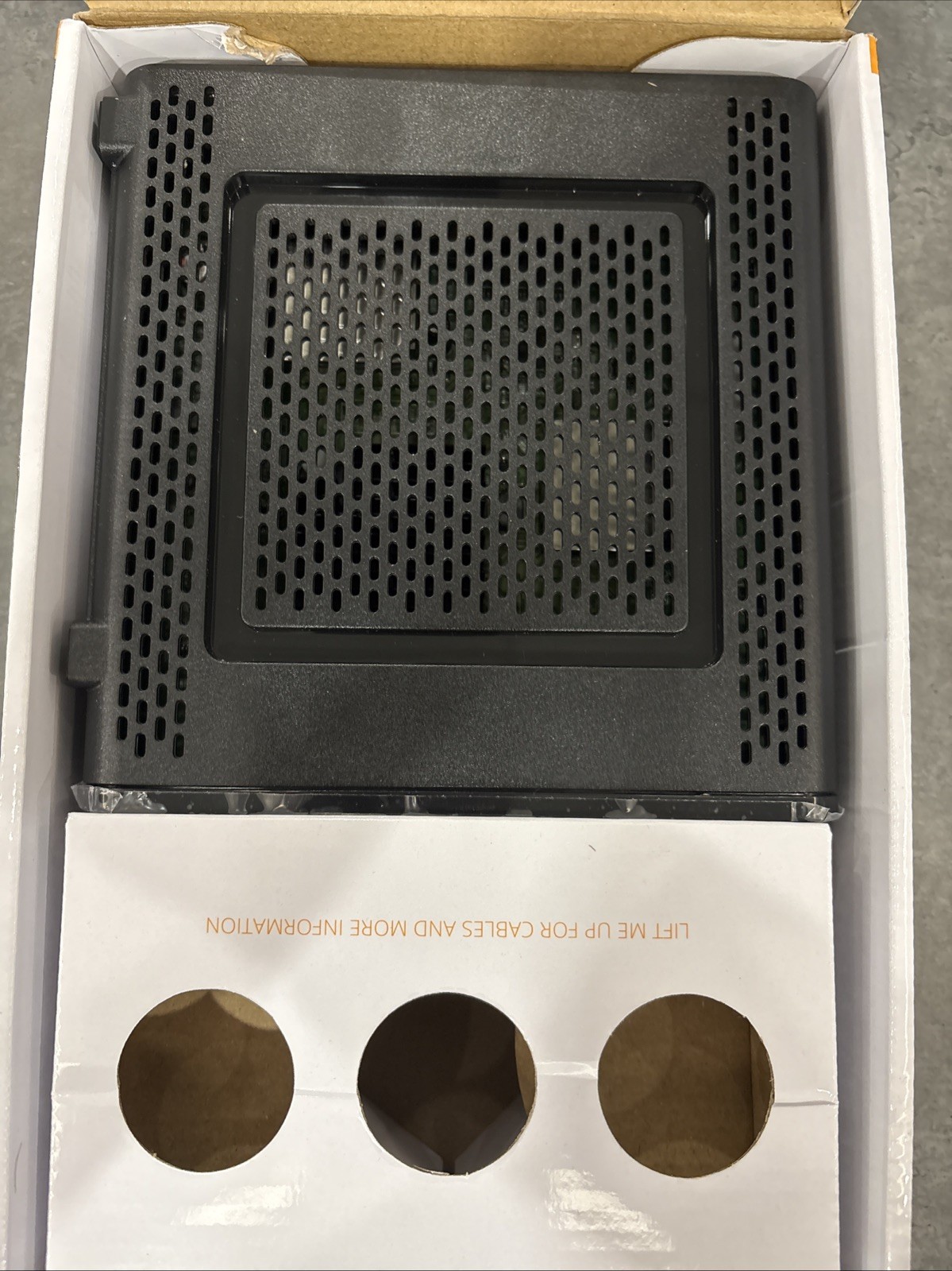 ARRIS SURFboard SBG10 DOCSIS Cable Modem & AC1600 Wi-Fi Router