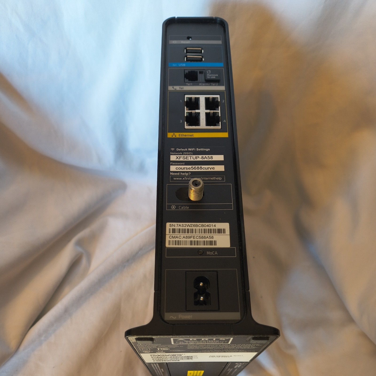 ARRIS TG1682G & Phone Gateway Cable Wireless Panoramic WIFI Router No Cord