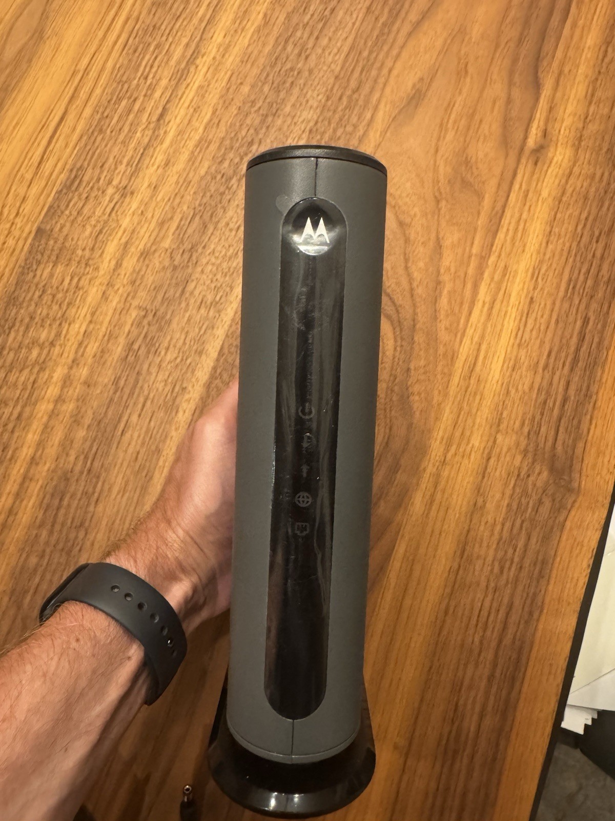 Motorola MB7621 24×8 DOCSIS 3.0 Cable Modem Router Black