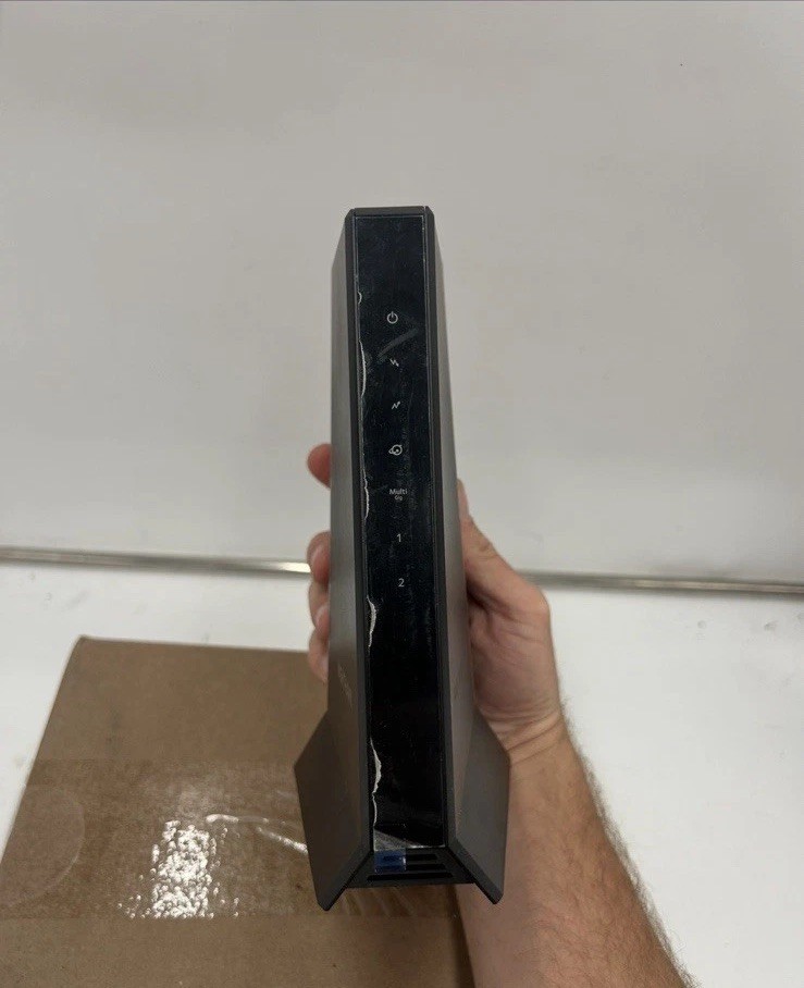 NETGEAR Nighthawk CM3000 DOCSIS 3.1 Mid/high-Split Cable Modem,Black-Refurb