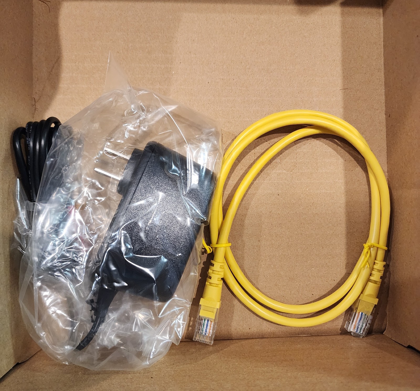 Spectrum ES2251 DOCSIS 3.1 Cable Modem Wired Ethernet RJ-45 1 LAN Port Black NEW