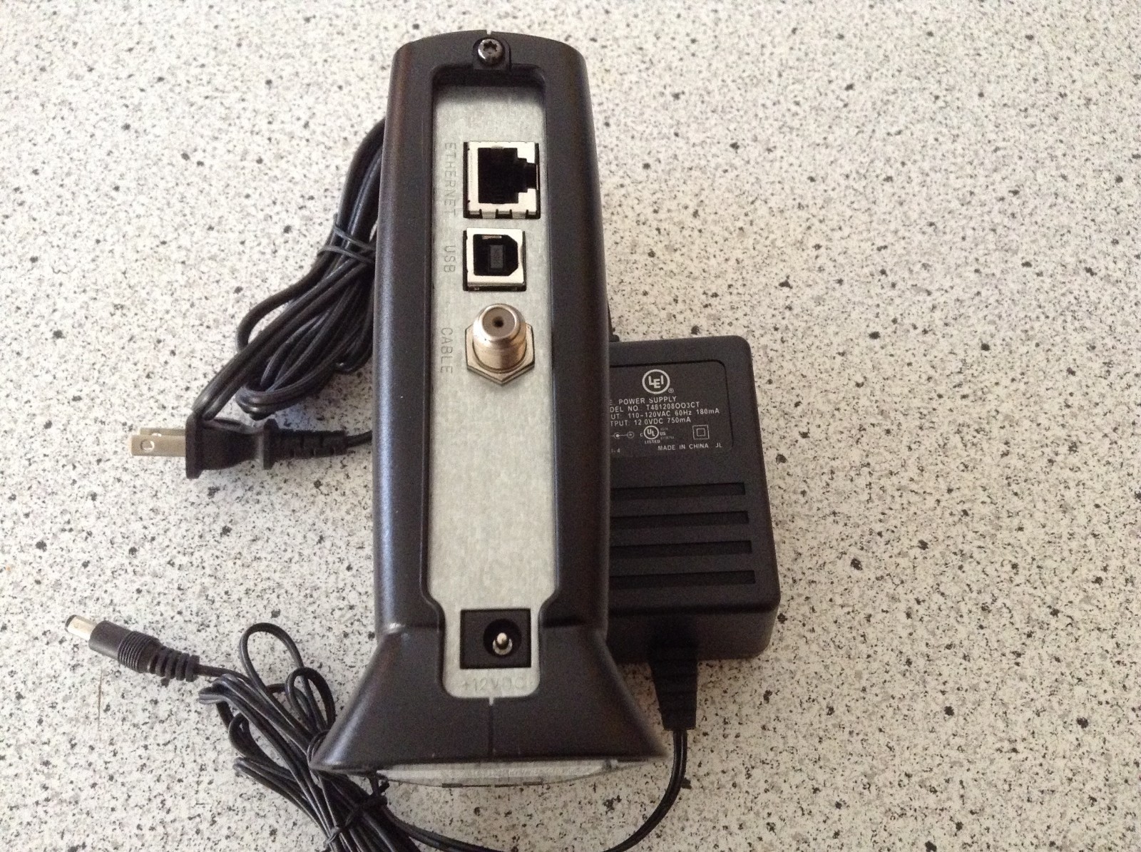 MOTOROLA SB5100 – 500887-025-00 CABLE MODEM