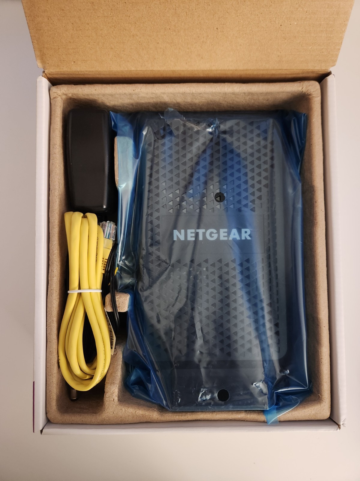 NETGEAR CM600 Cable Modem DOCSIS 3.0 960 Mbps Black High Speed