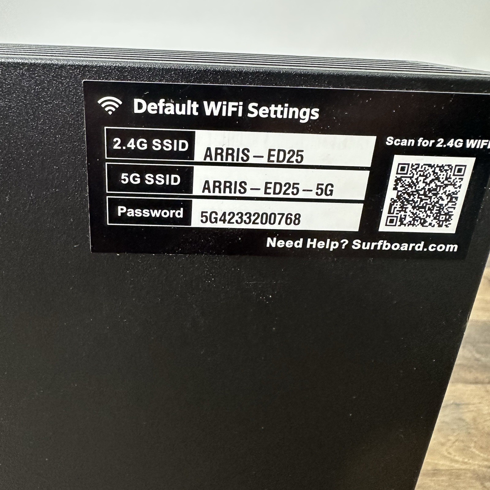 ARRIS SURFboard SBG7600AC2 DOCSIS 3.0 Dual-Band WiFi Modem Router 32×8