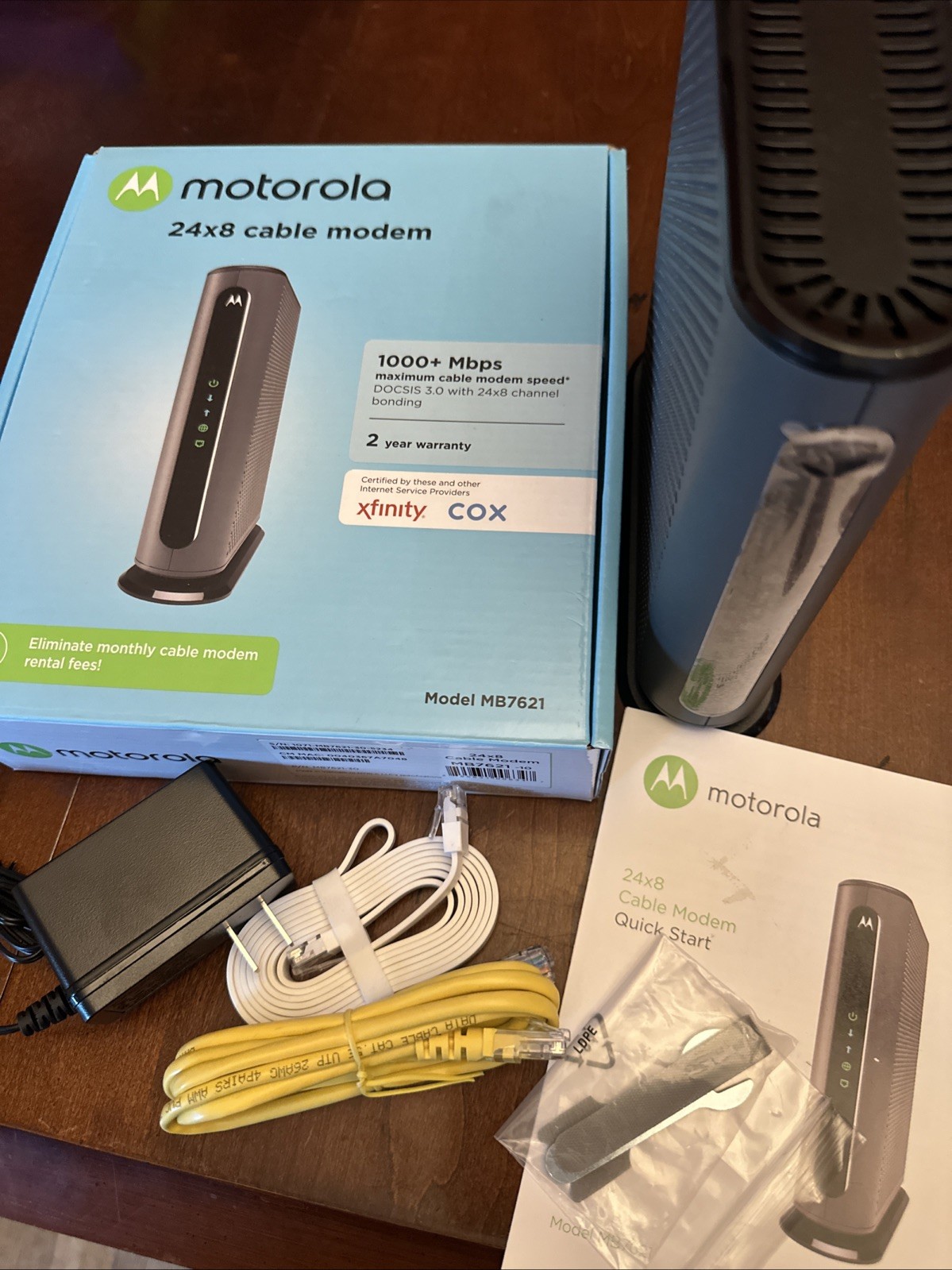 Motorola 24×8 Cabel Modem Model MB7621 DOCSIS 3.0 – New/Open Box