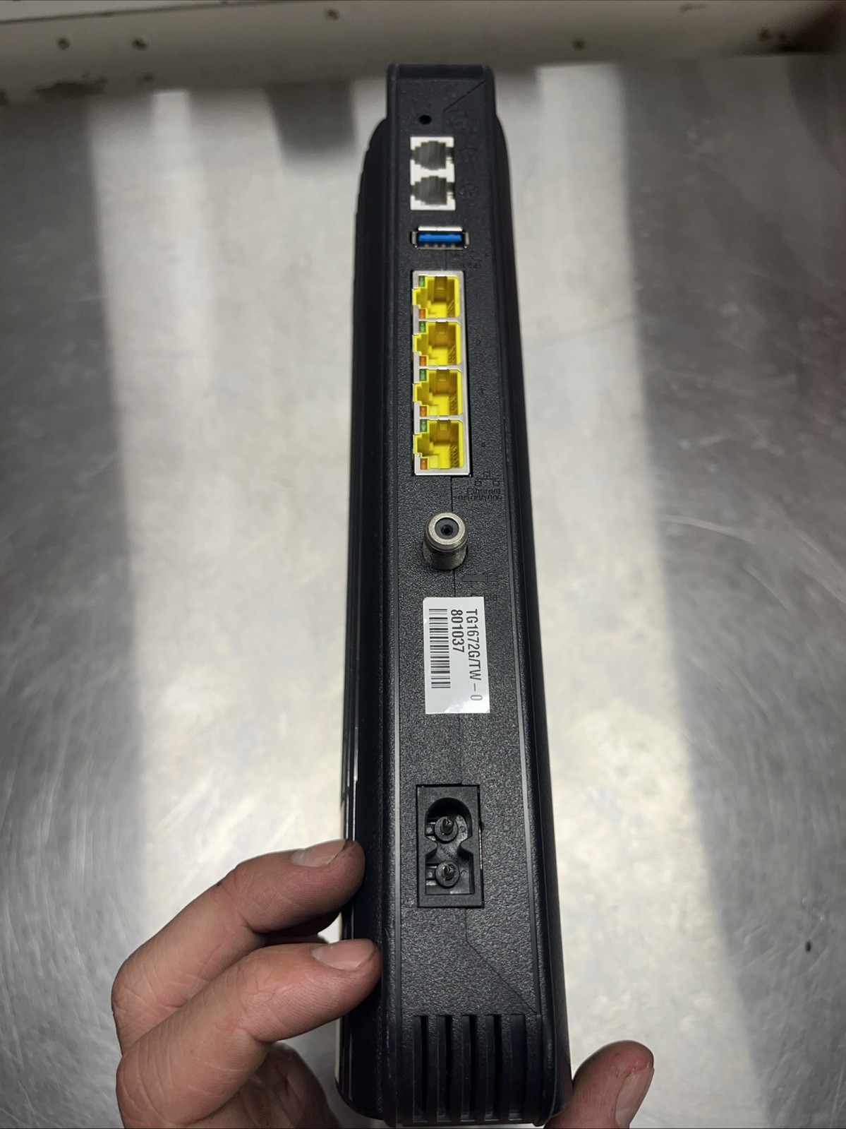 Arris TG1672G Gateway WIFI (2.4GHz – 5.0GHz) modem