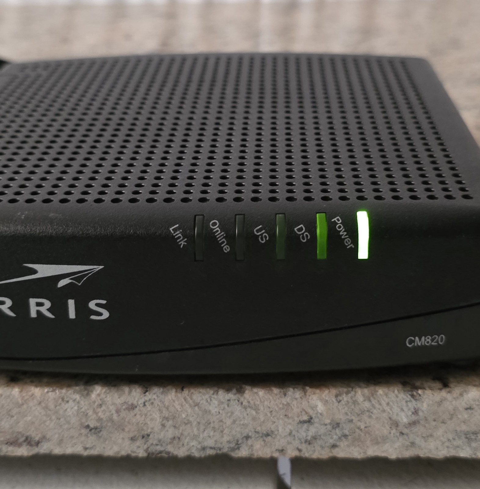 ARRIS Model: CM820A TC00DLD820 CM820A/NA DOCSIS 3.0 Cable Modem w/ Power Cord