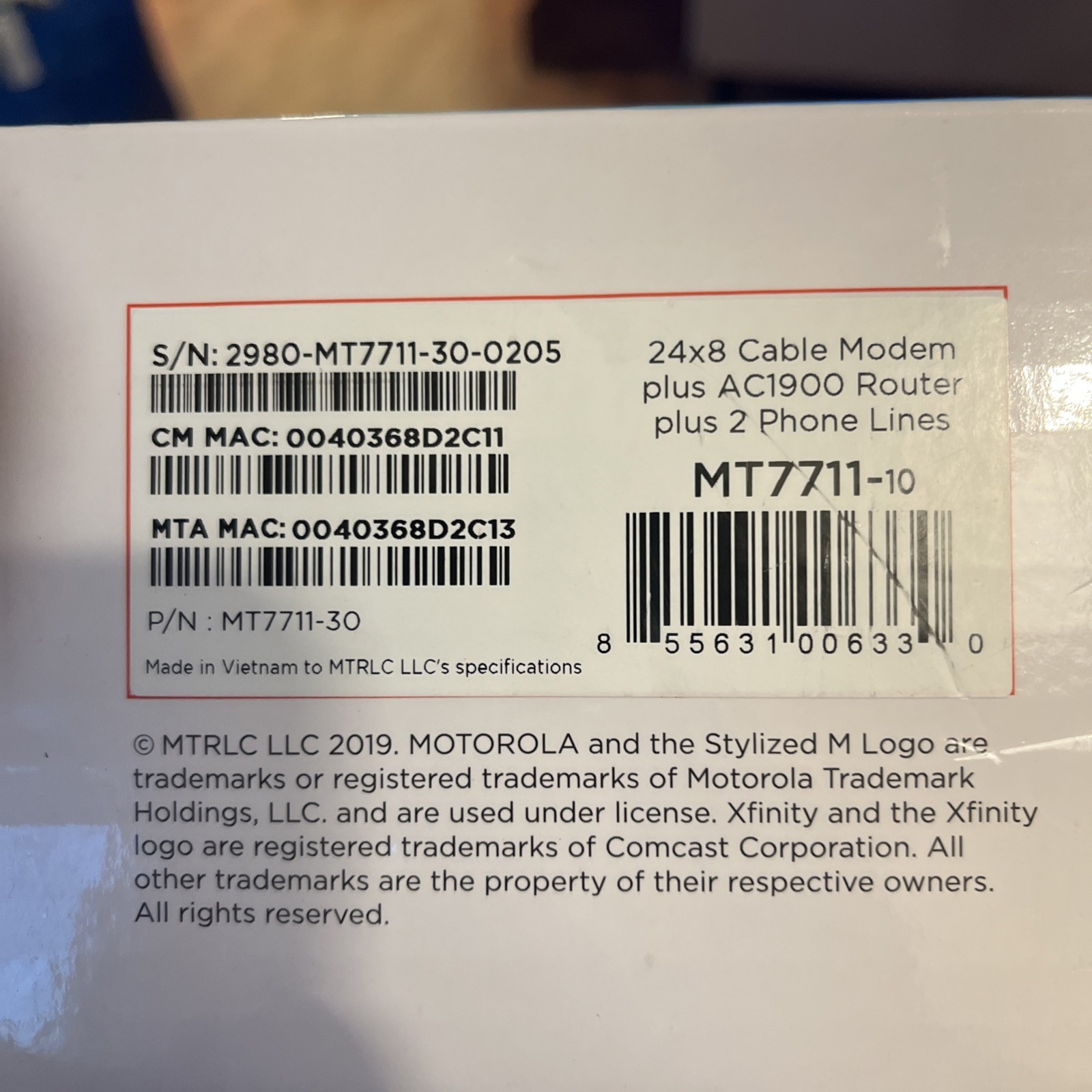 New Motorola MT7711 24X8 Cable Modem and AC1900 Dual Band Wi-Fi Gigabit Router