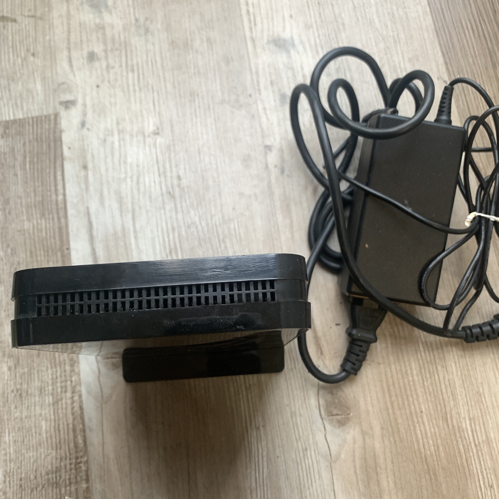 Netgear CM500 High Speed Cable Modem Internet DOCSIS 3.0 680Mbps w Adapter WORKS